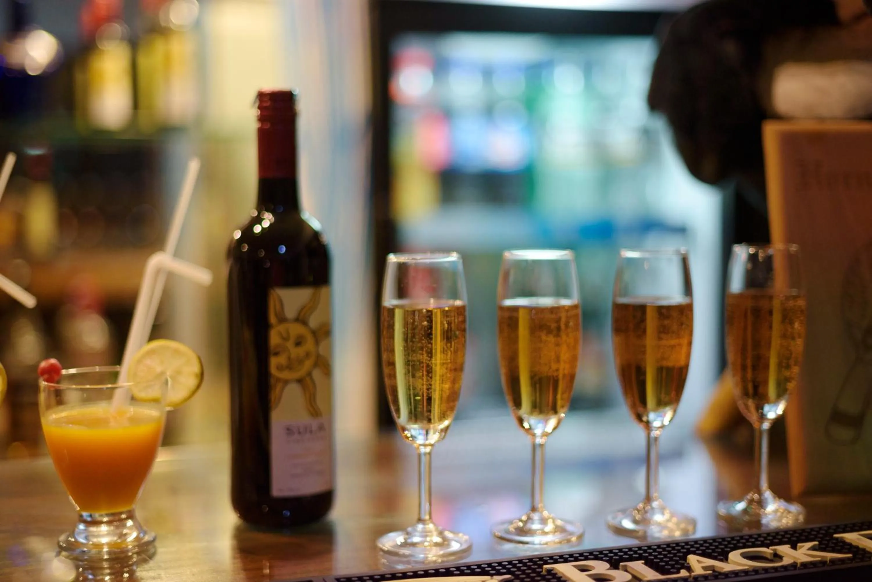 Lounge or bar in The Riverwood Forest Retreat Dooars - fully vaccinated staff