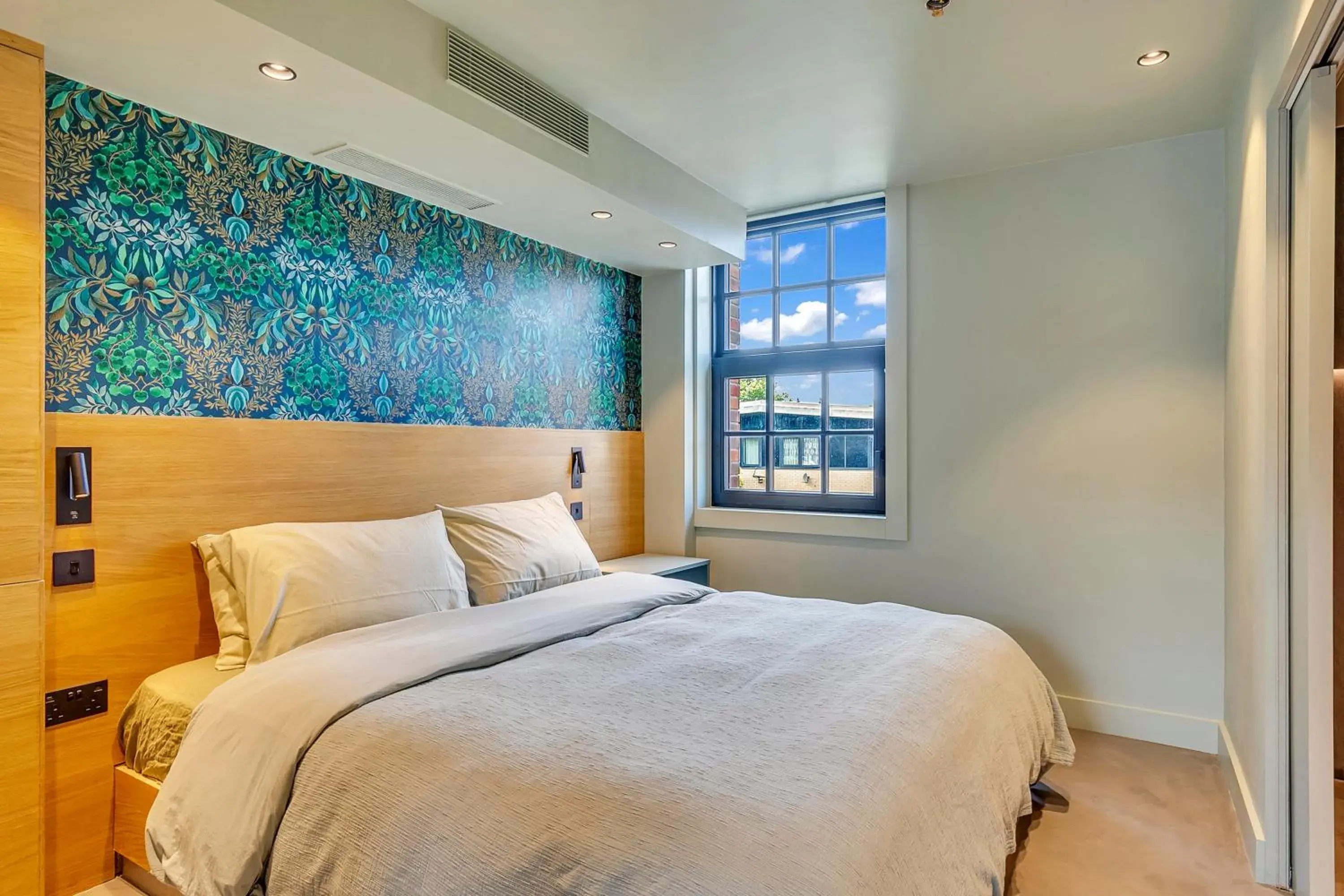 Deluxe Apartment in Kings House Apartments Deluxe Apartment in Kings House Apartments