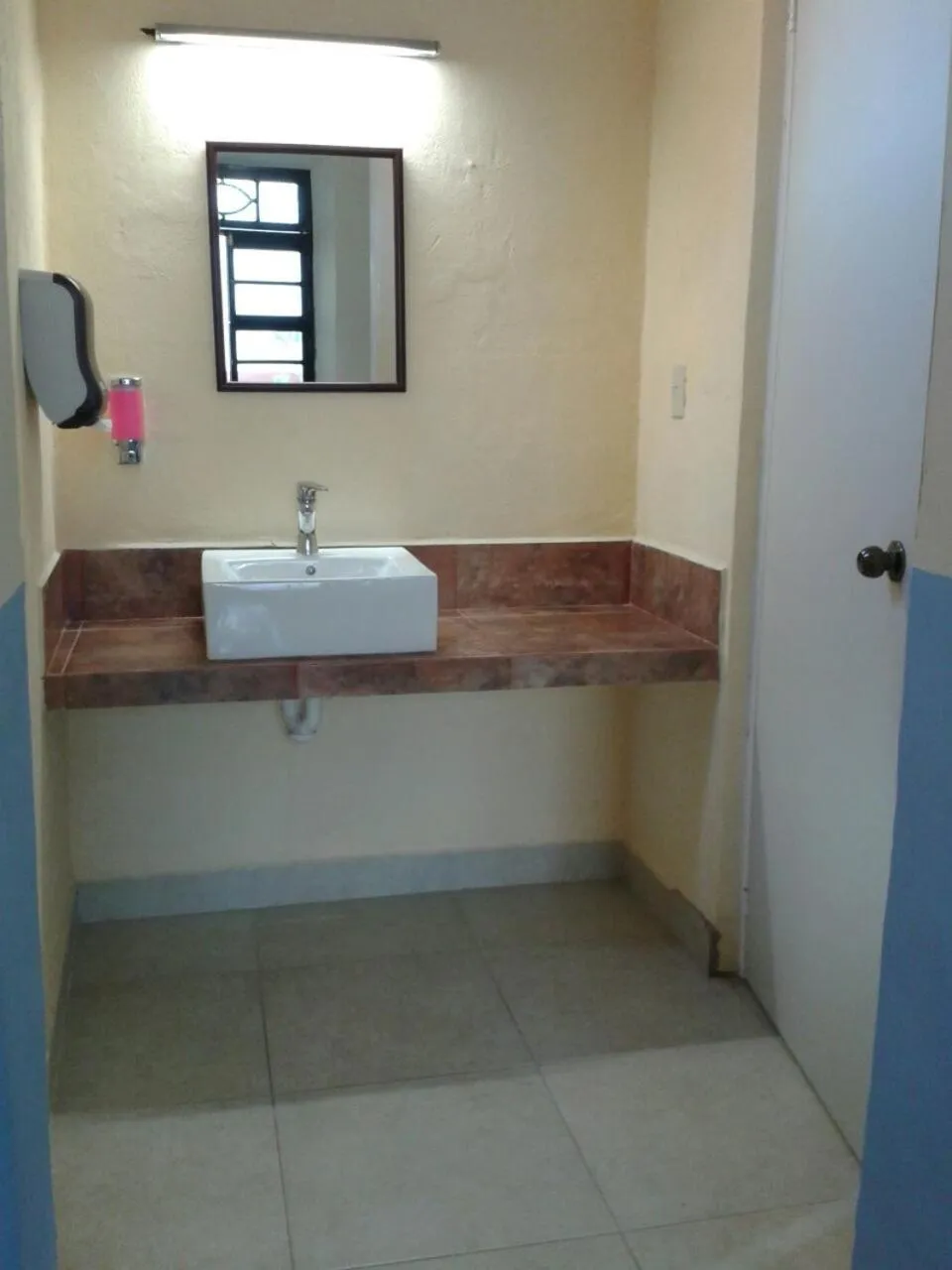 Bathroom in Hostal La Ermita