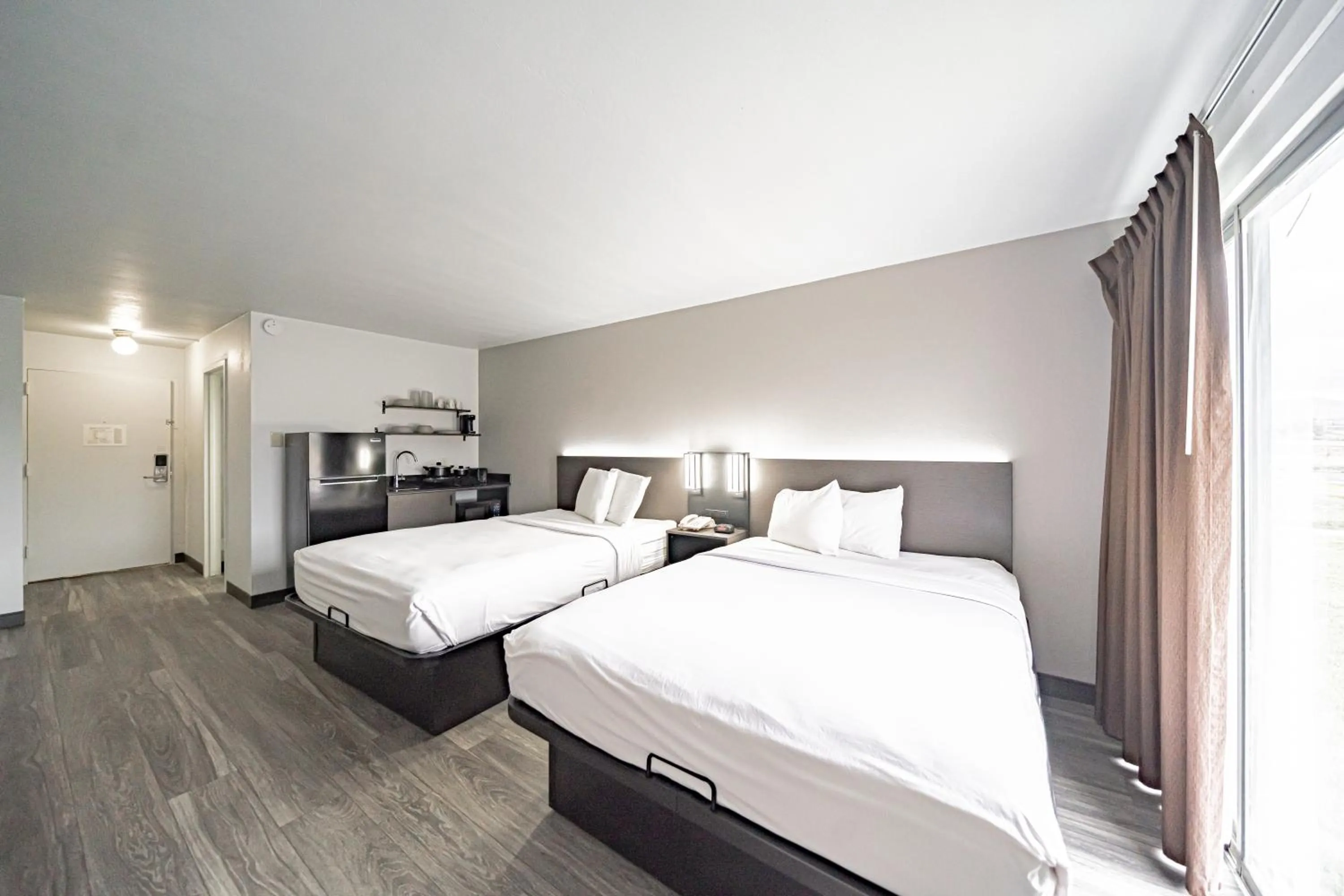 Kitchen or kitchenette, Bed in Studio 6 Pocatello, ID