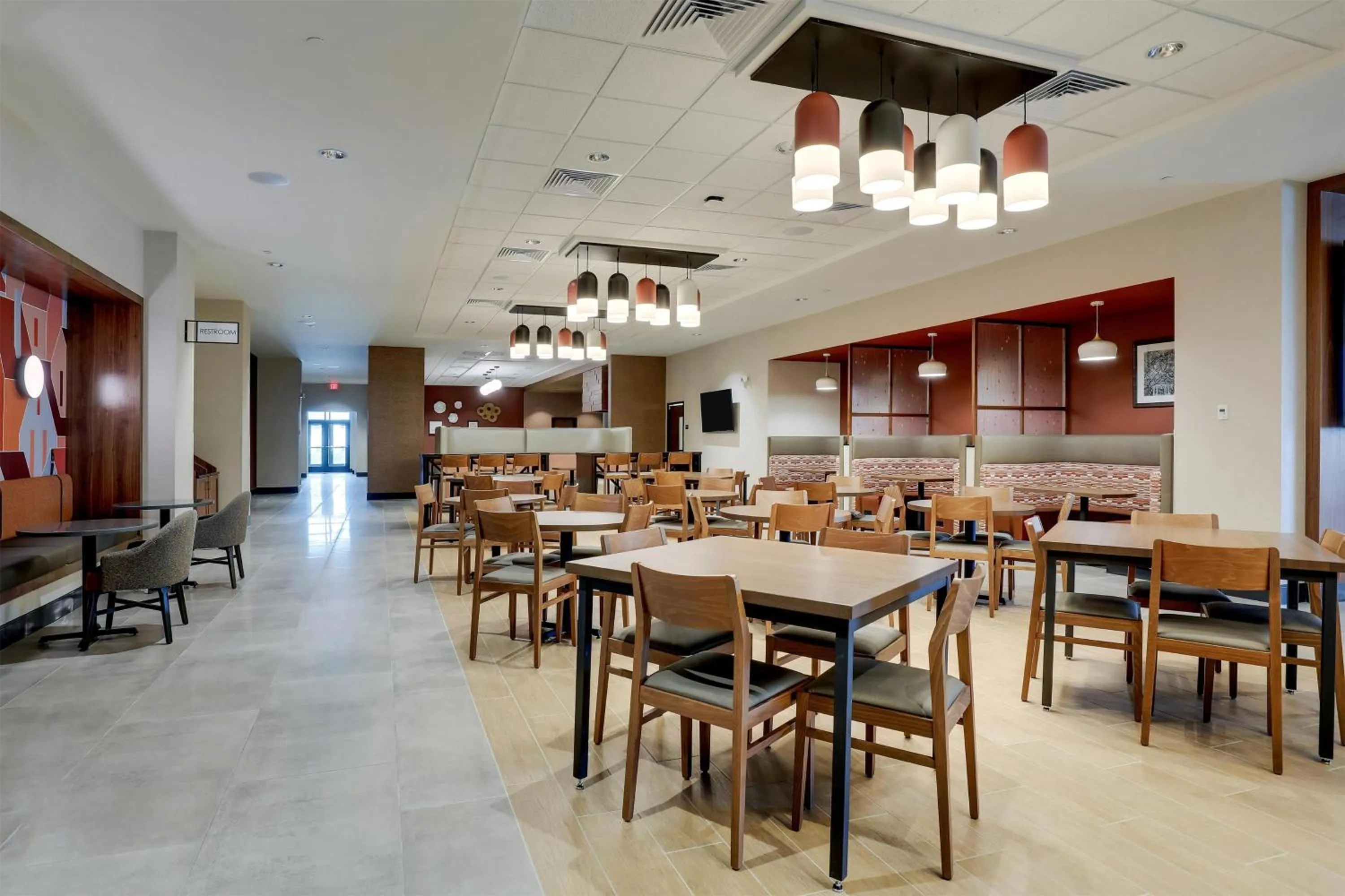 Breakfast in Drury Plaza Hotel North Charleston