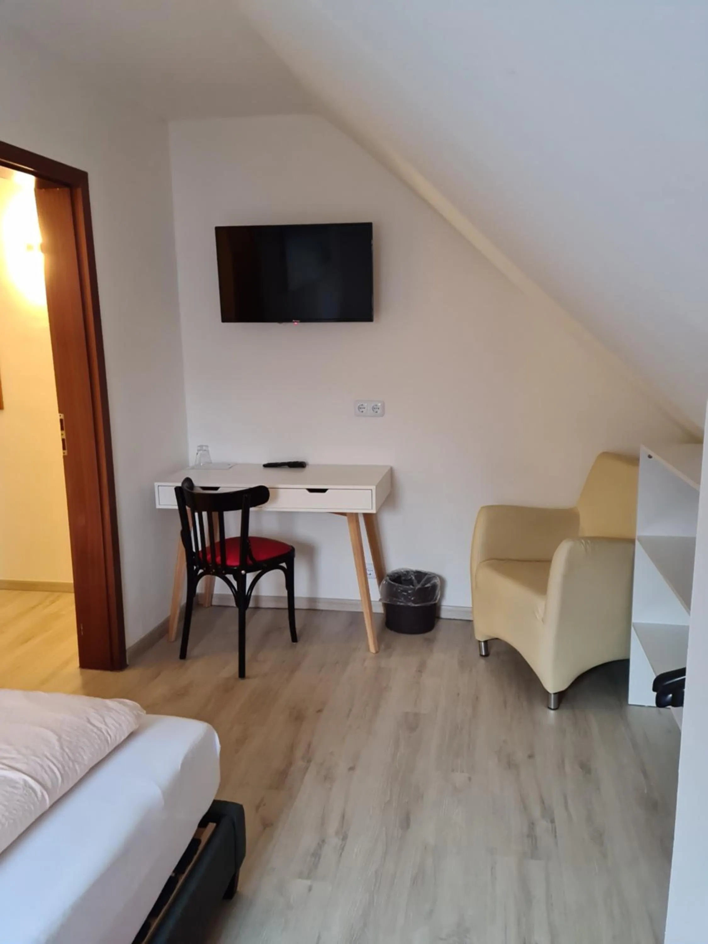 TV and multimedia, Bed in Pension Kreihe im Harz