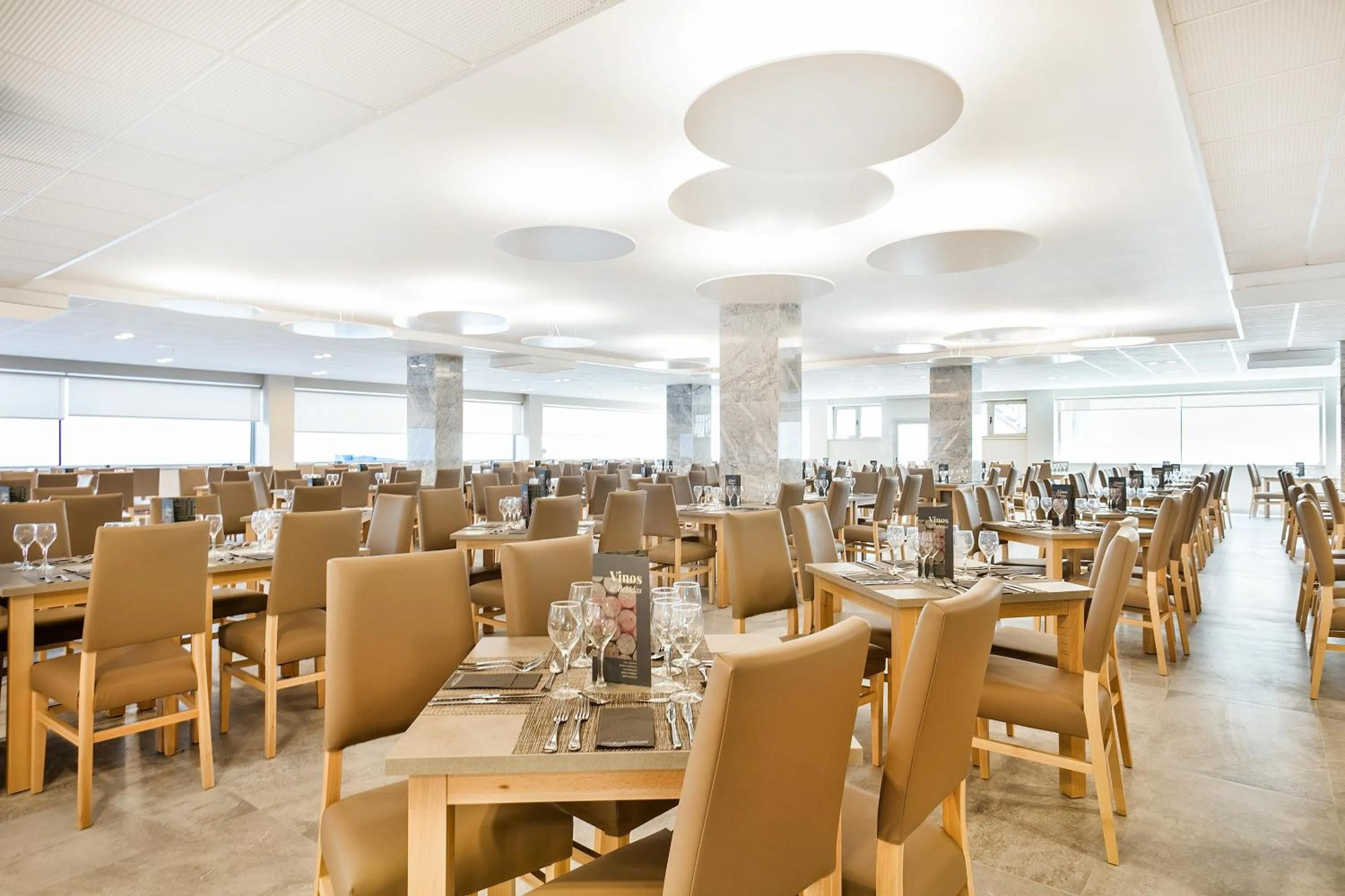 Restaurant/places to eat in Hotel Best San Diego