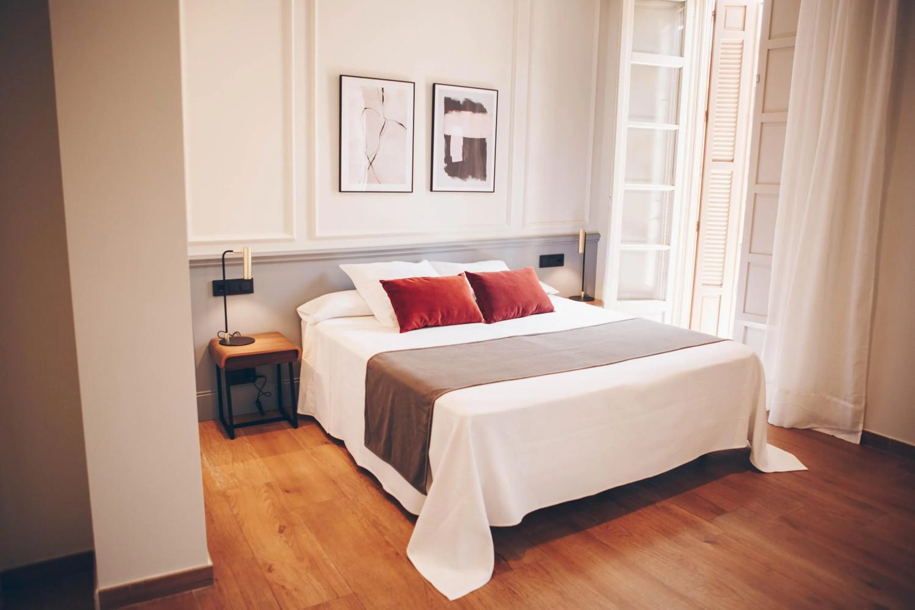 Restaurant/places to eat, Bed in Alcazaba Premium Hotel