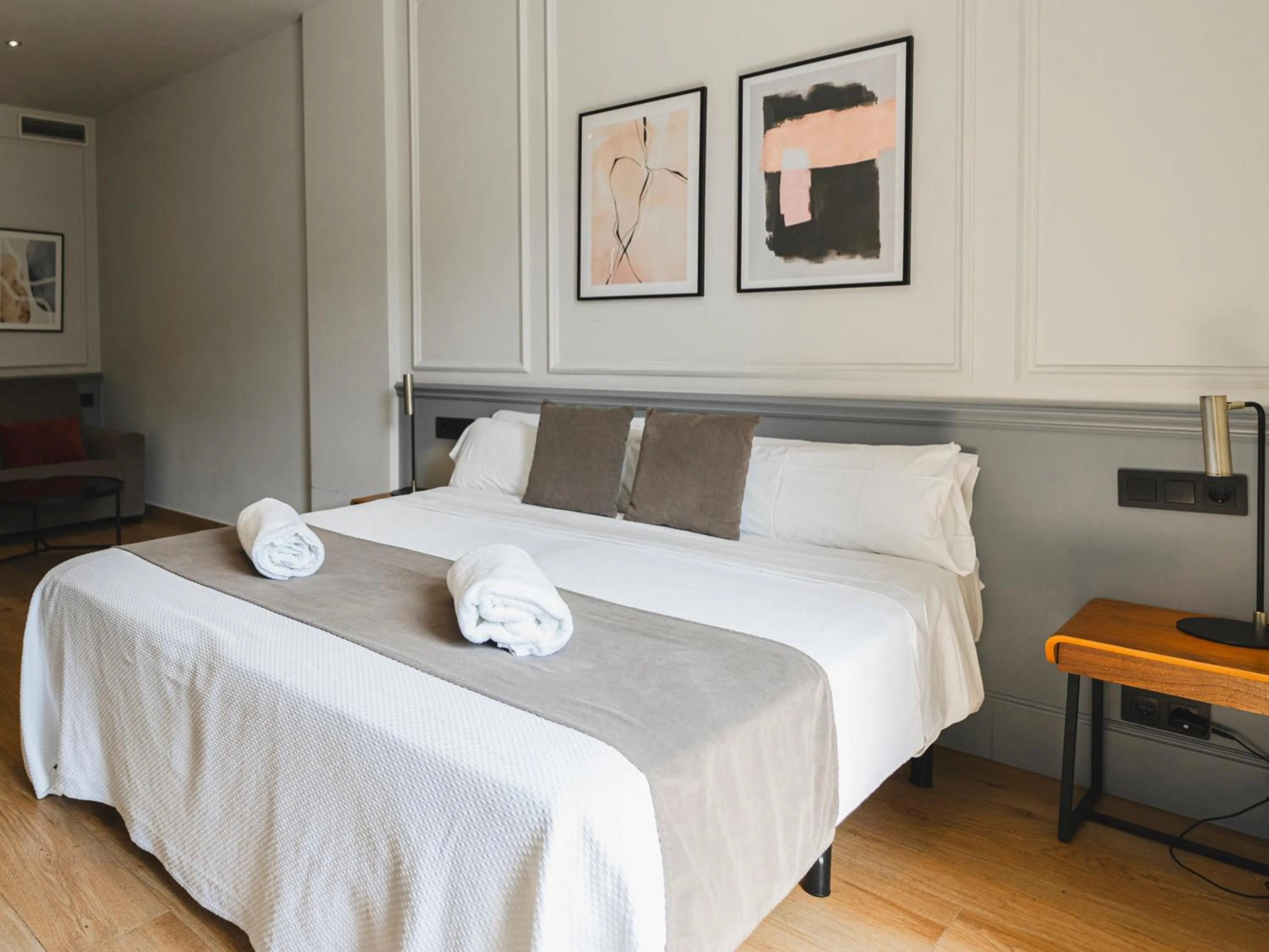 Bed in Alcazaba Premium Hotel