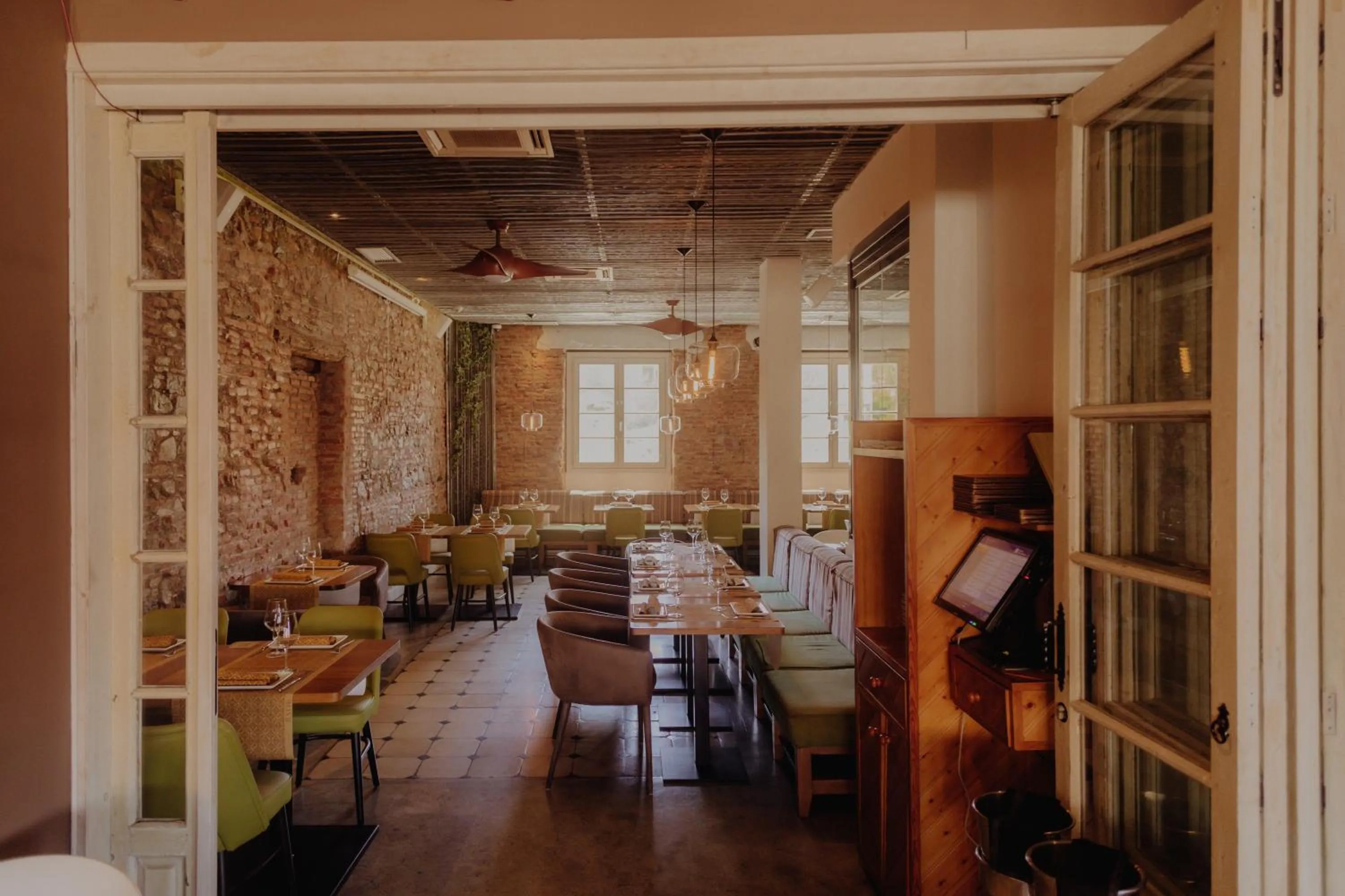 Restaurant/places to eat in Alcazaba Premium Hotel