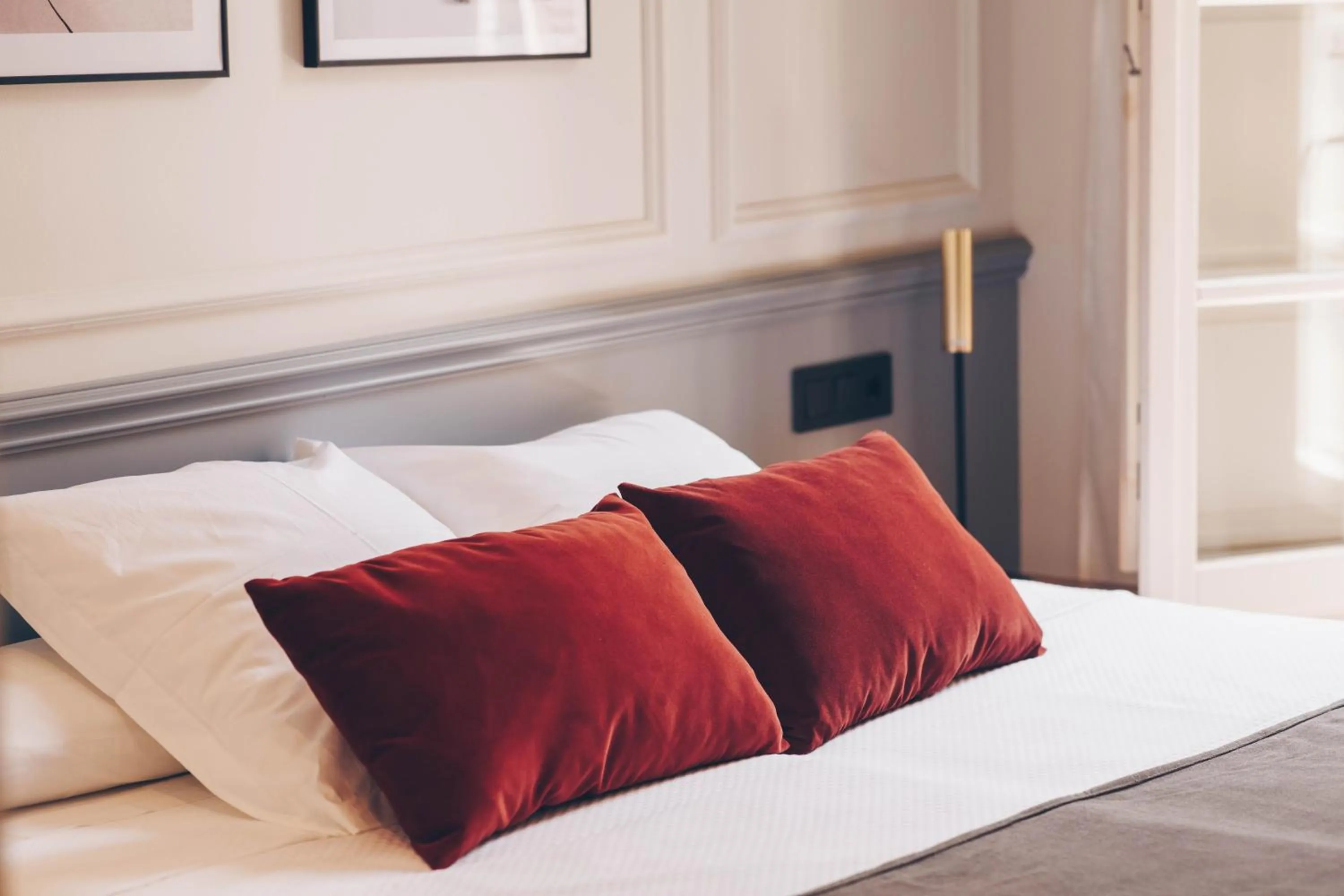 Bed in Alcazaba Premium Hotel