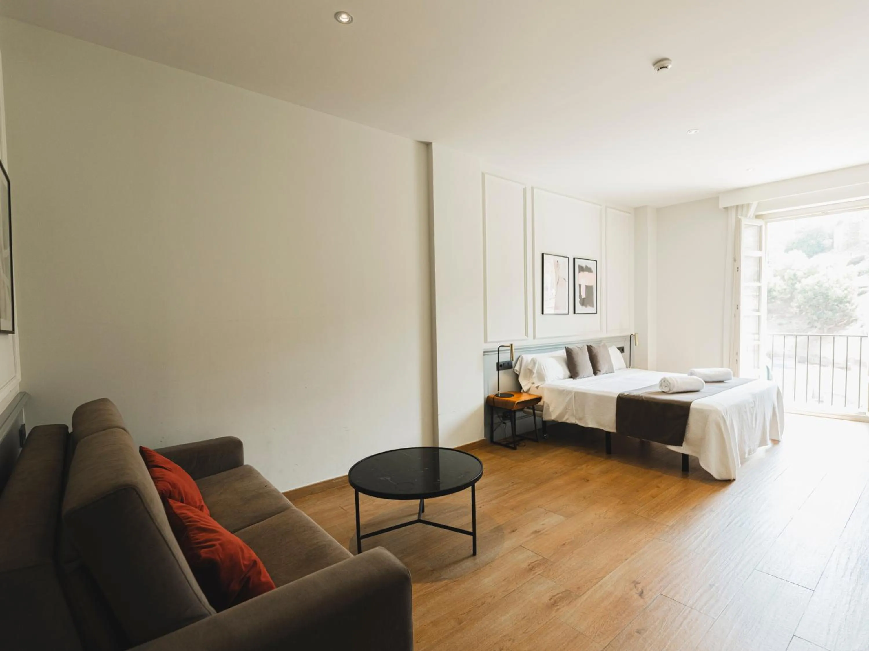 Bed in Alcazaba Premium Hotel