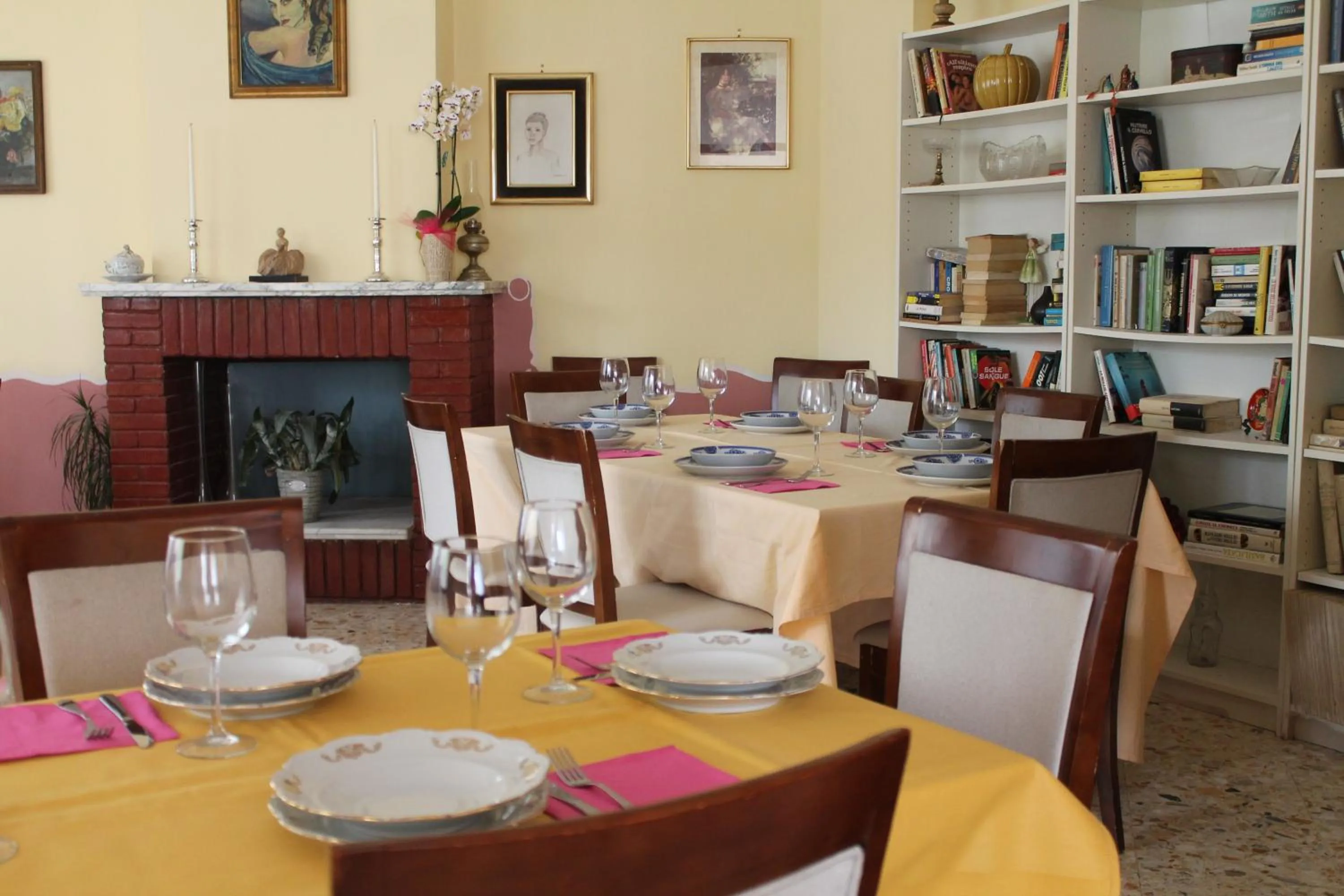 Restaurant/places to eat in Le Chiocciole