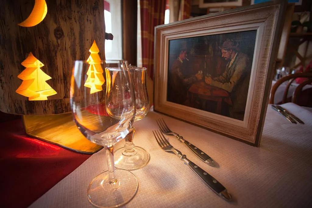 Restaurant/places to eat in Logis hôtel Arbez Franco Suisse