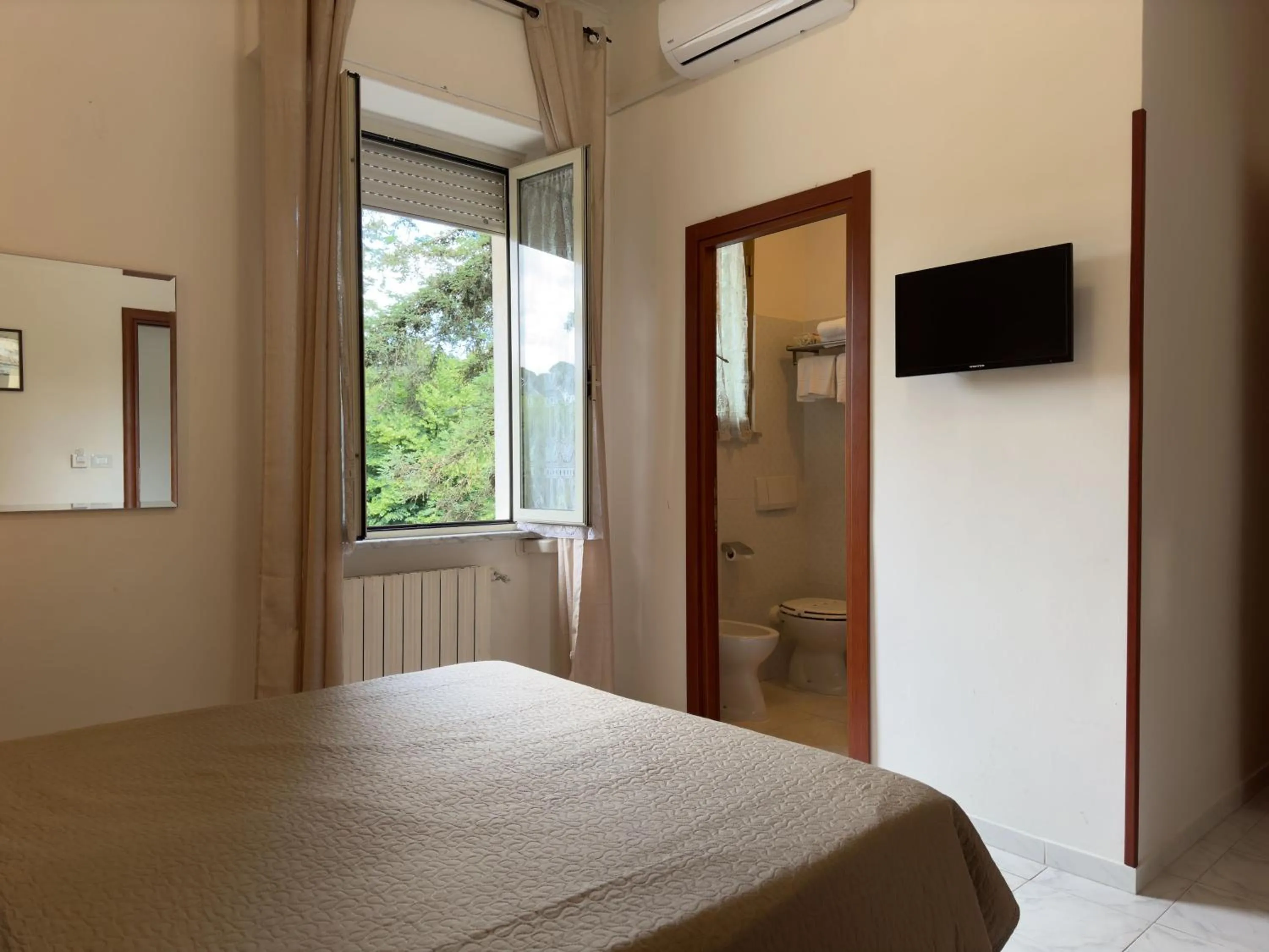 Bed in Hotel Villa Robinia