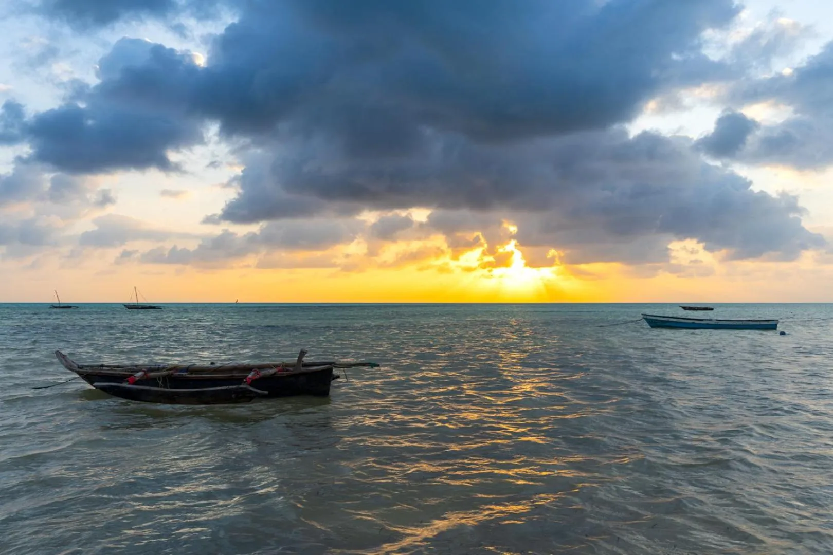 Sunrise in Kipepeo Lodge Zanzibar