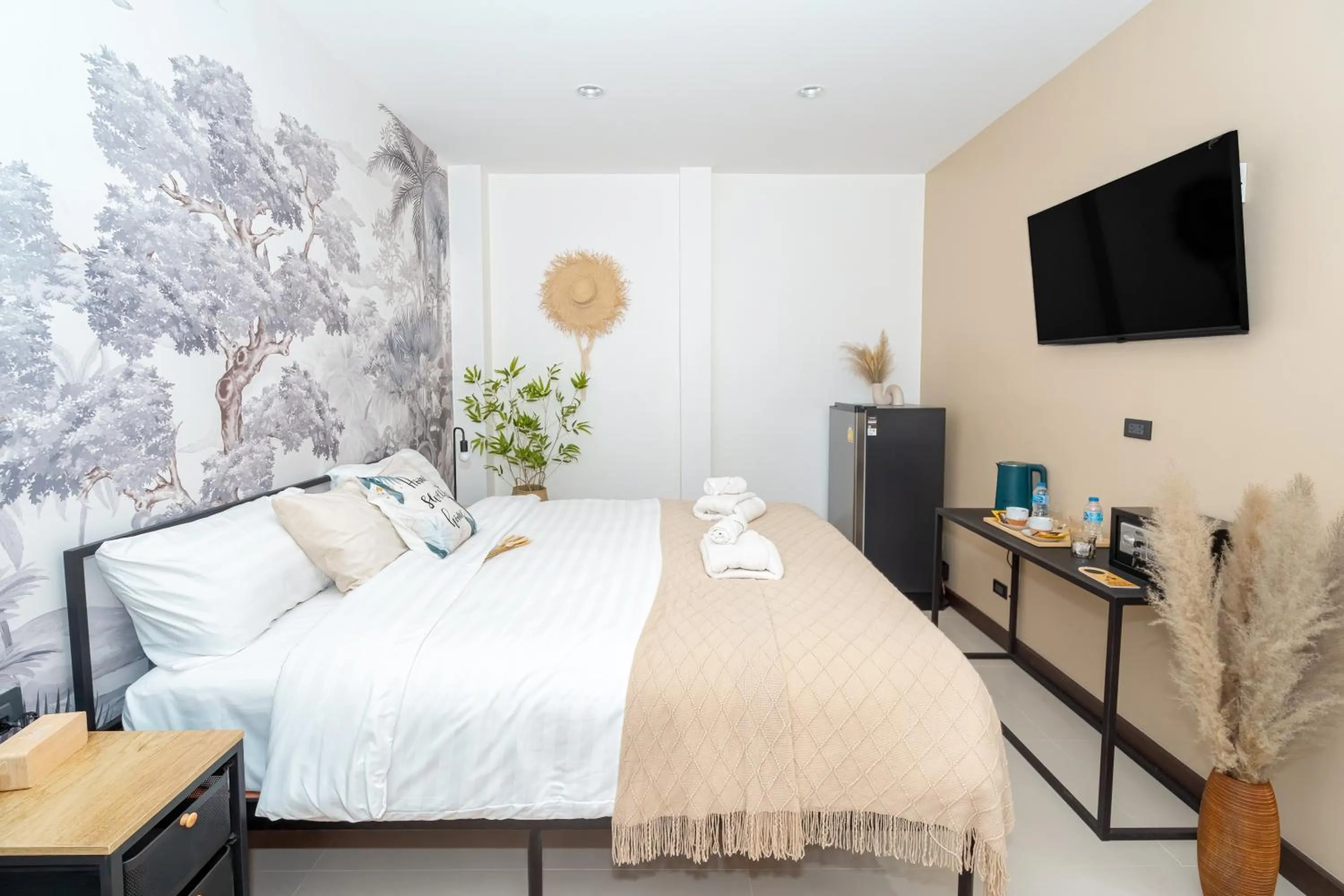 Photo of the whole room, Bed in Mitsu Guesthouse