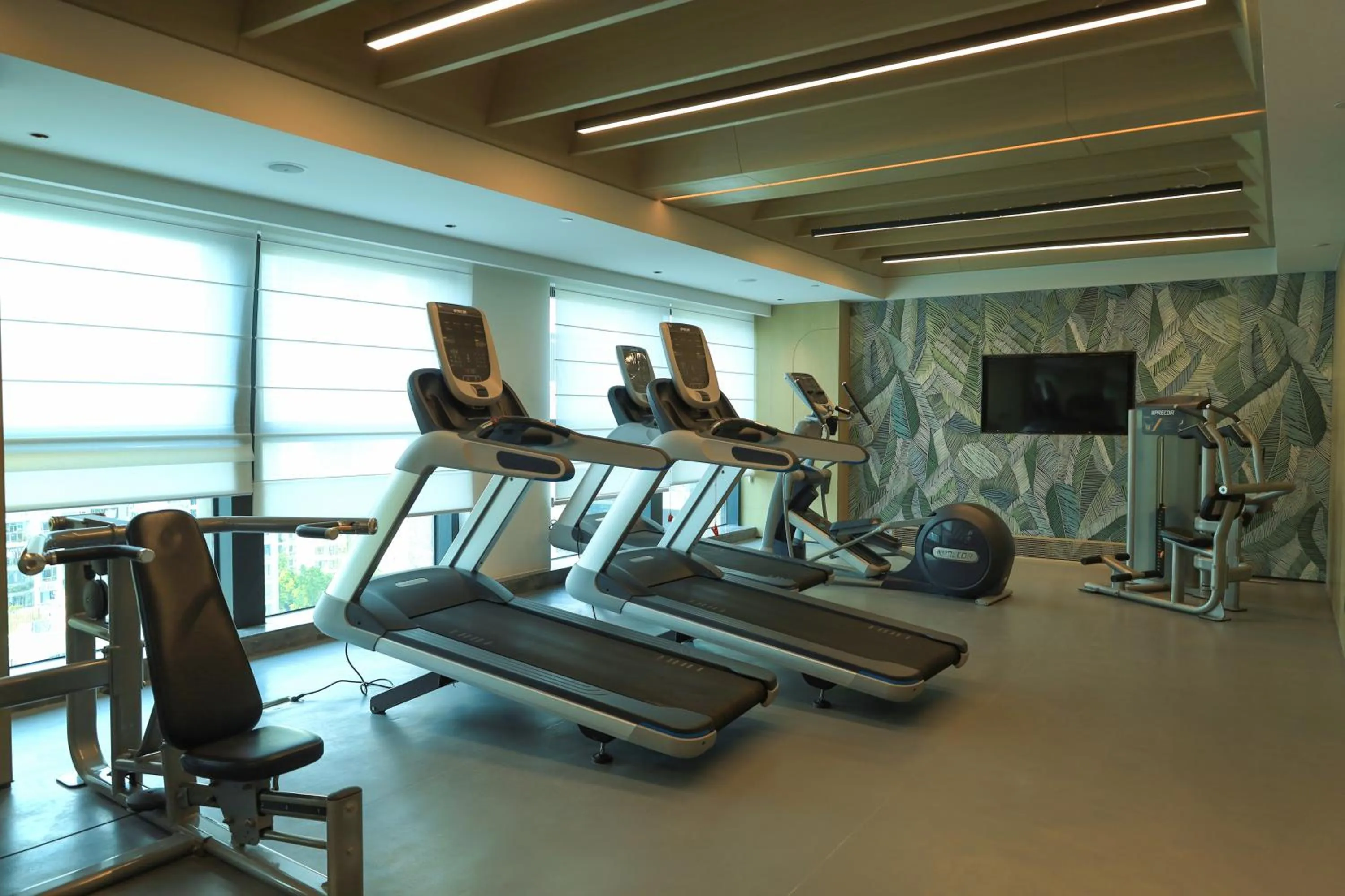 Fitness centre/facilities in Holiday Inn Shenzhen Nanshan by IHG