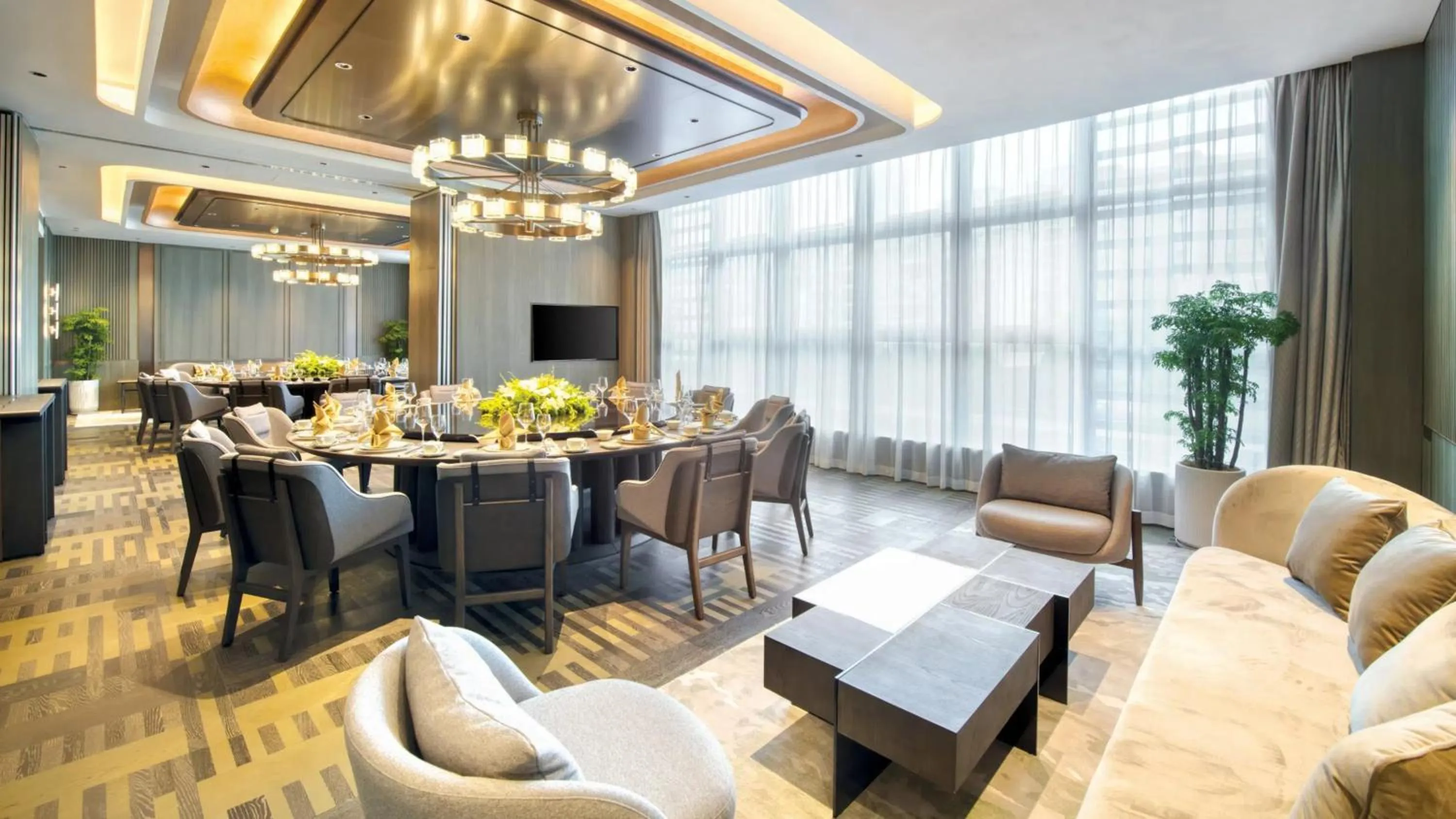 Restaurant/places to eat in Holiday Inn Shenzhen Nanshan by IHG