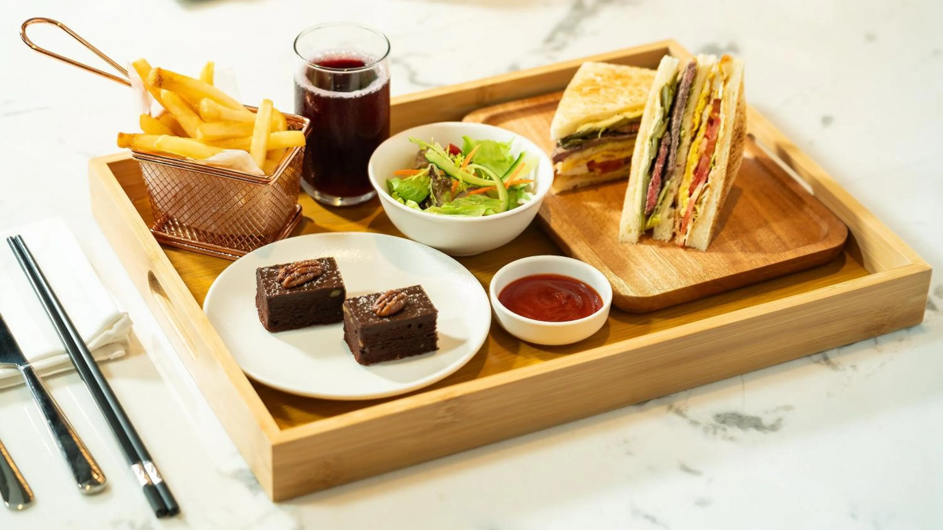 Photo of the whole room in Holiday Inn Wuhan Houguan Lake by IHG