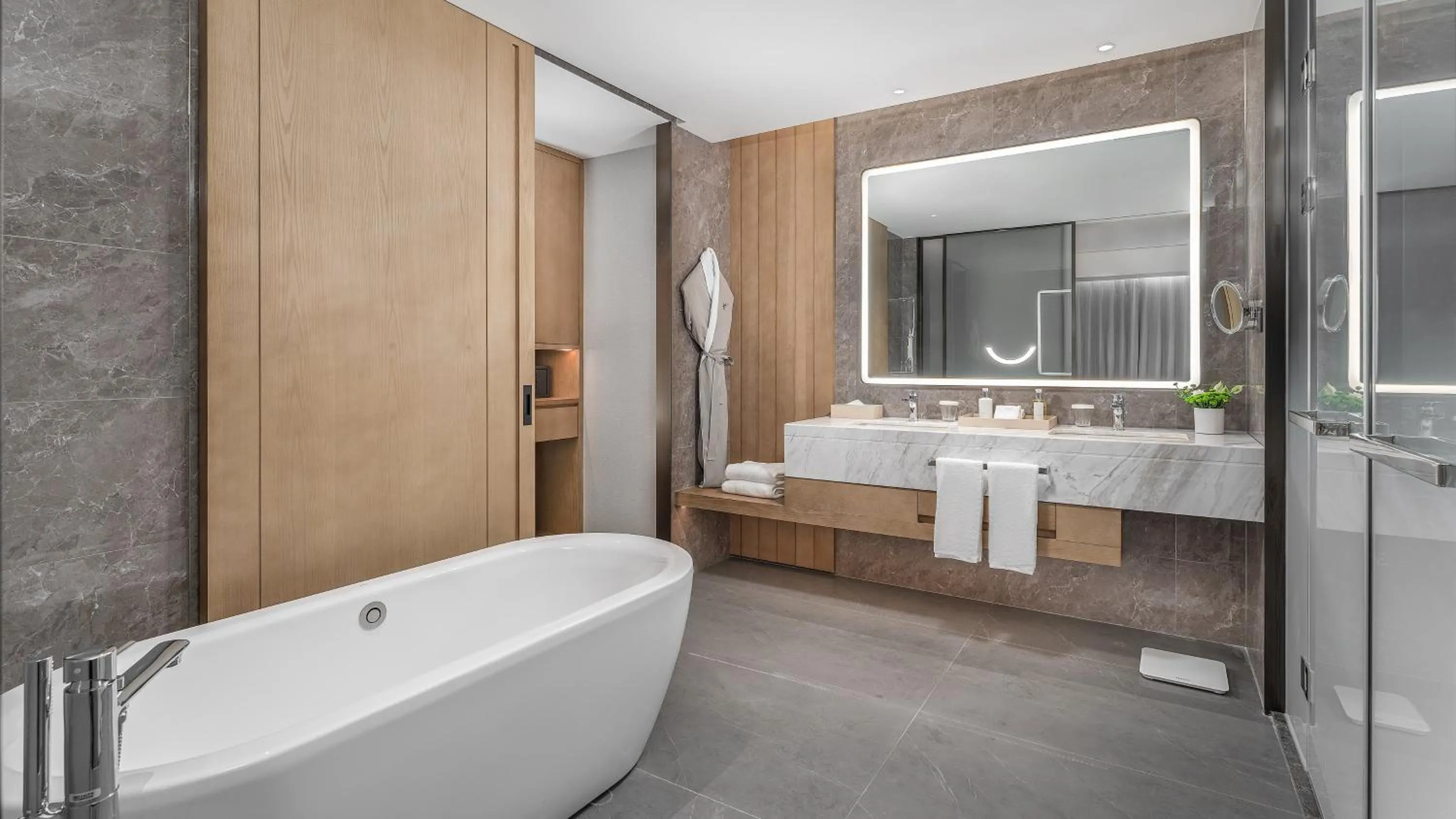 Bathroom in Holiday Inn Wuhan Houguan Lake by IHG