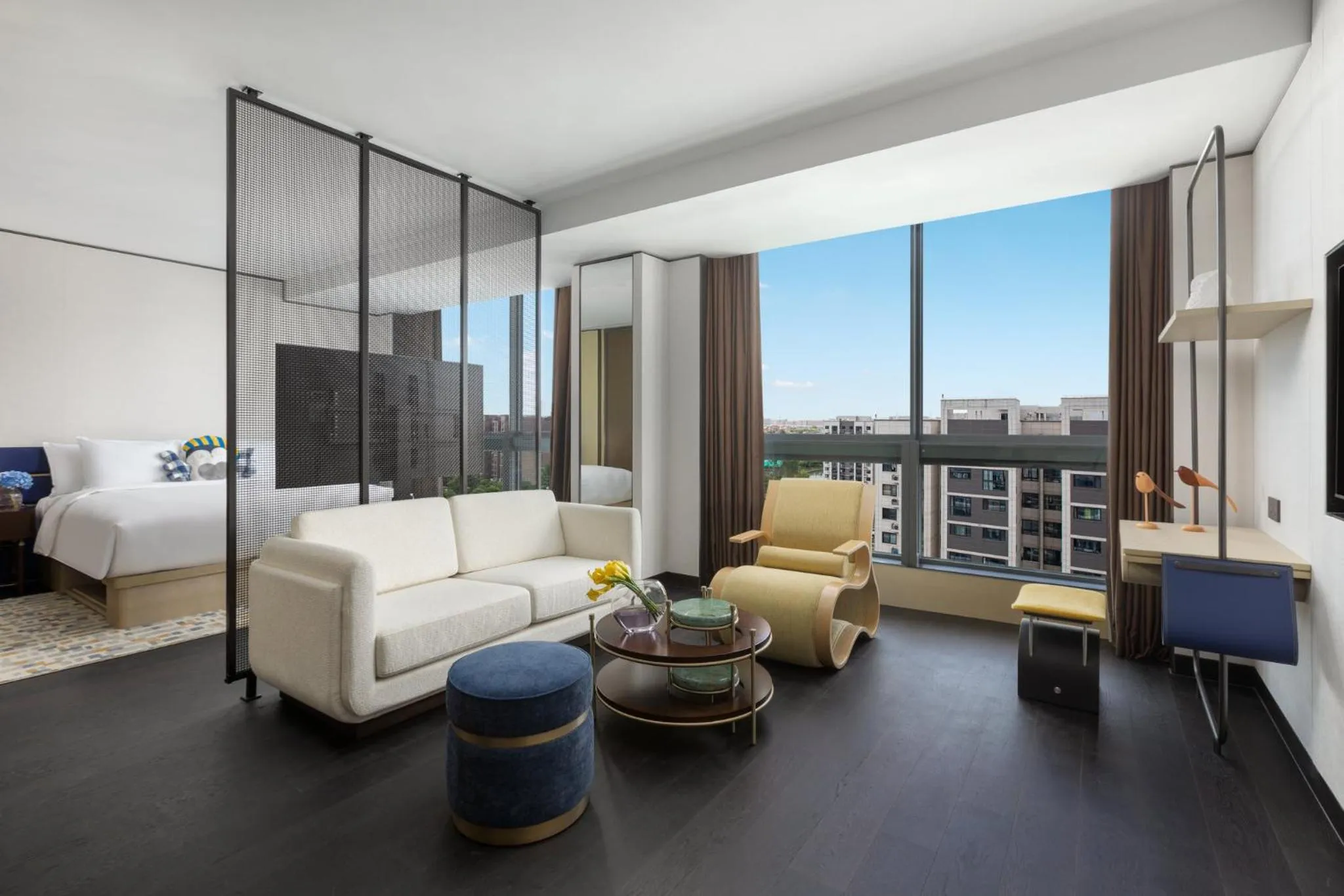 Photo of the whole room in voco Suites Shanghai Hongqiao CBD by IHG