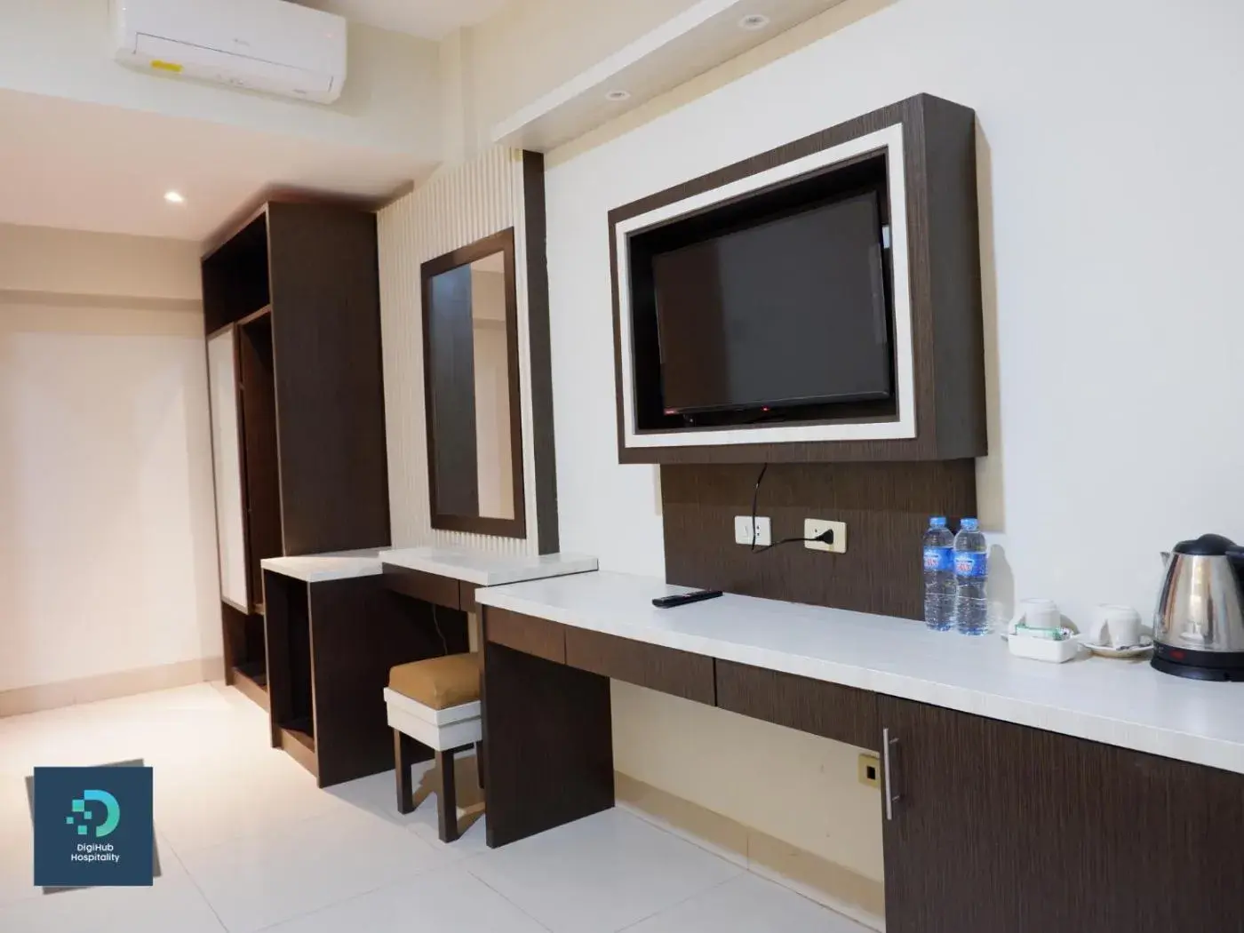 Twin Room in Soeltan Luxe Hotel Lampung Twin Room in Soeltan Luxe Hotel Lampung