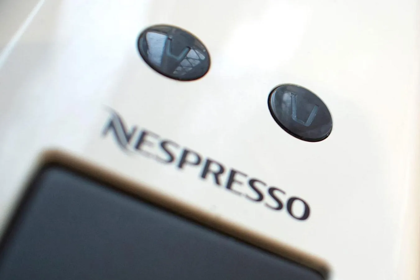 Coffee/tea facilities, Property Logo/Sign in Boathouse Bunbury Bed & Breakfast