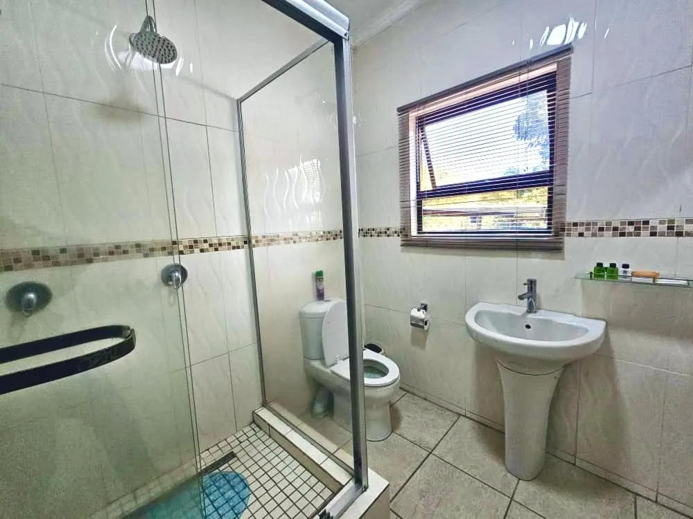 Toilet in Maun Executive Inn