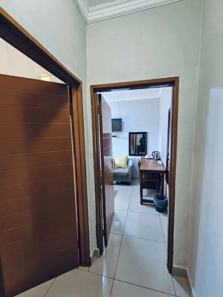 Bed in Maun Executive Inn