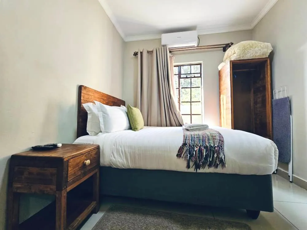 Bed in Maun Executive Inn