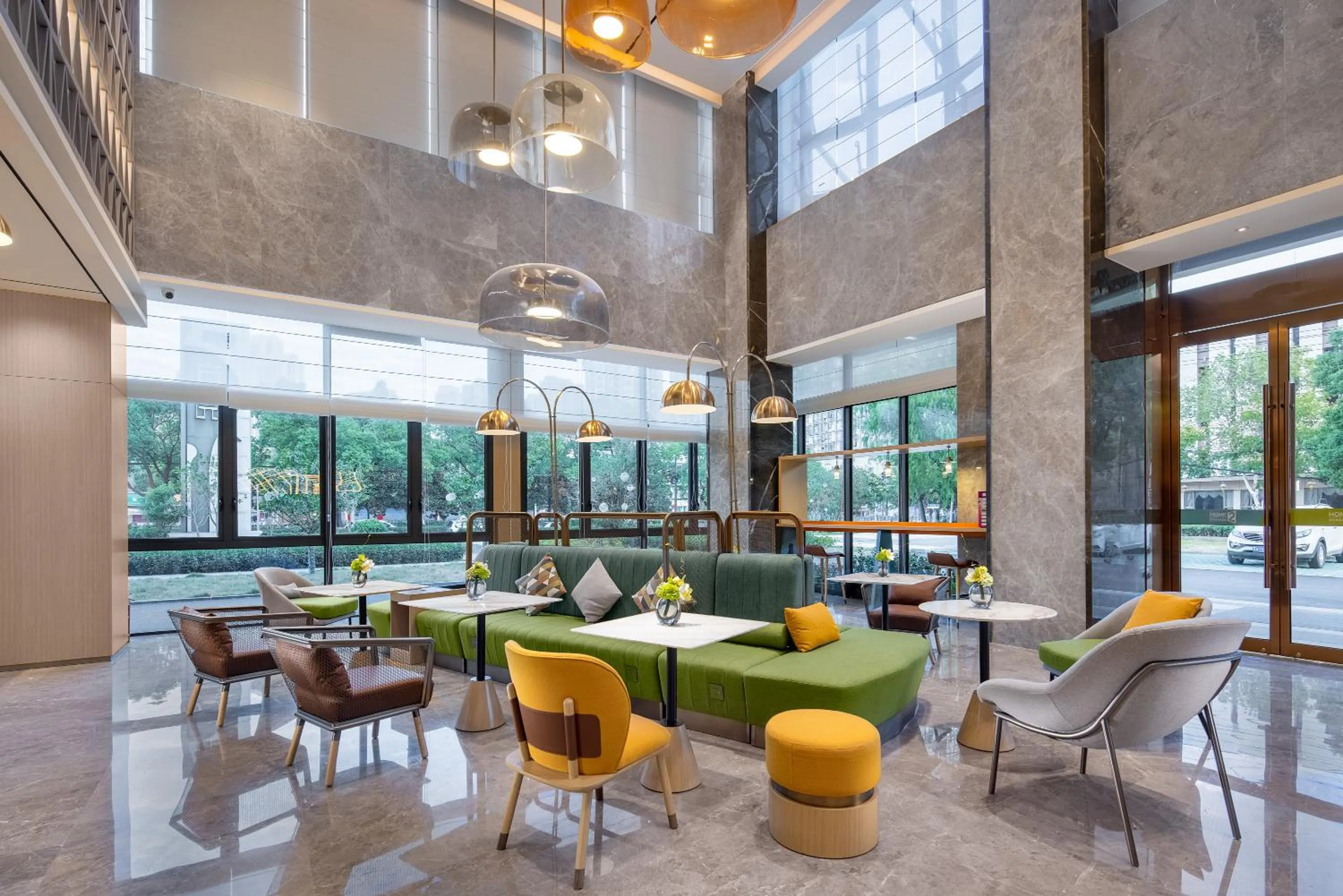 Restaurant/places to eat in Home2 by Suite Wuhan Qingshan