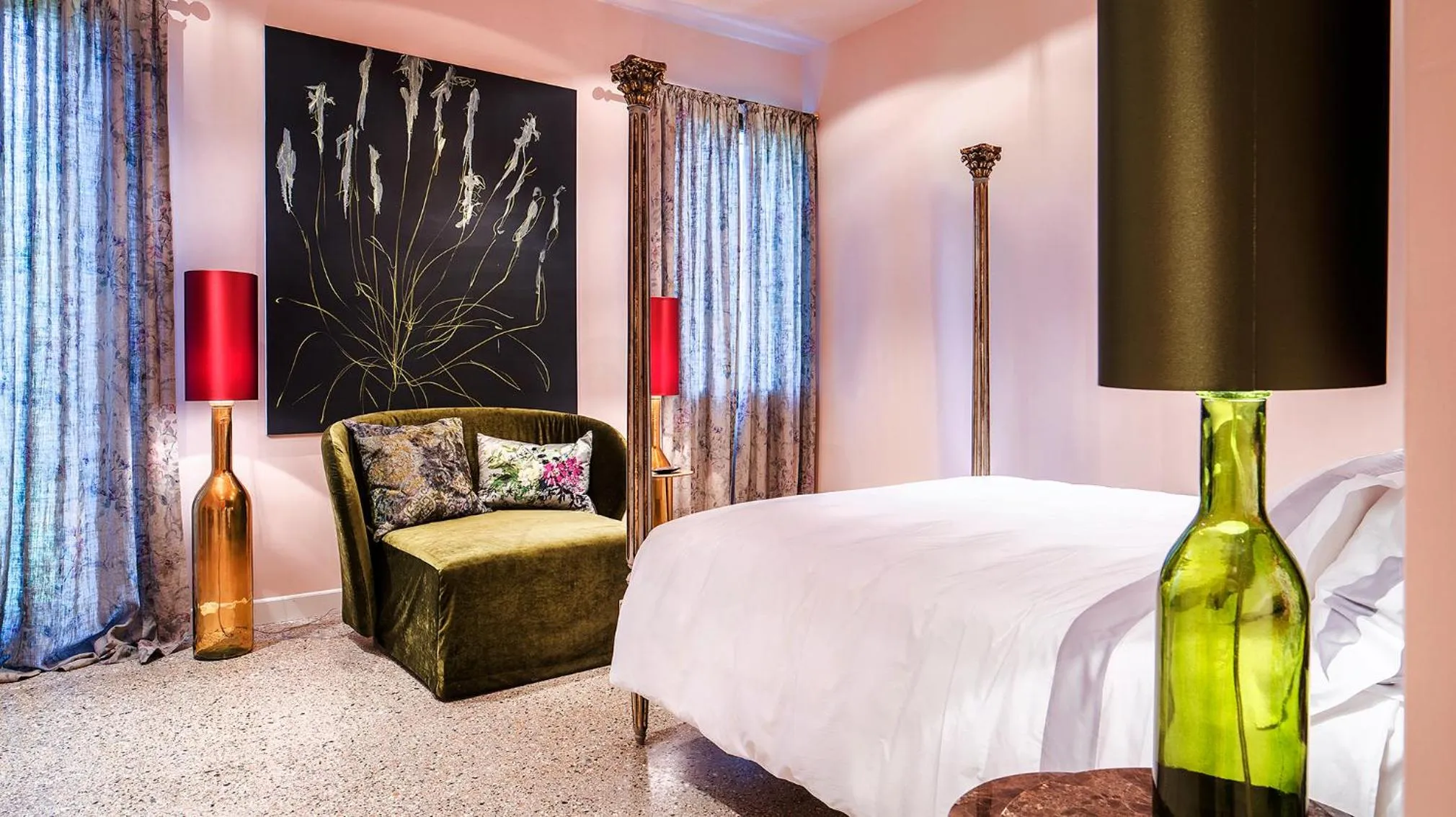 Bed in Hotel Heureka