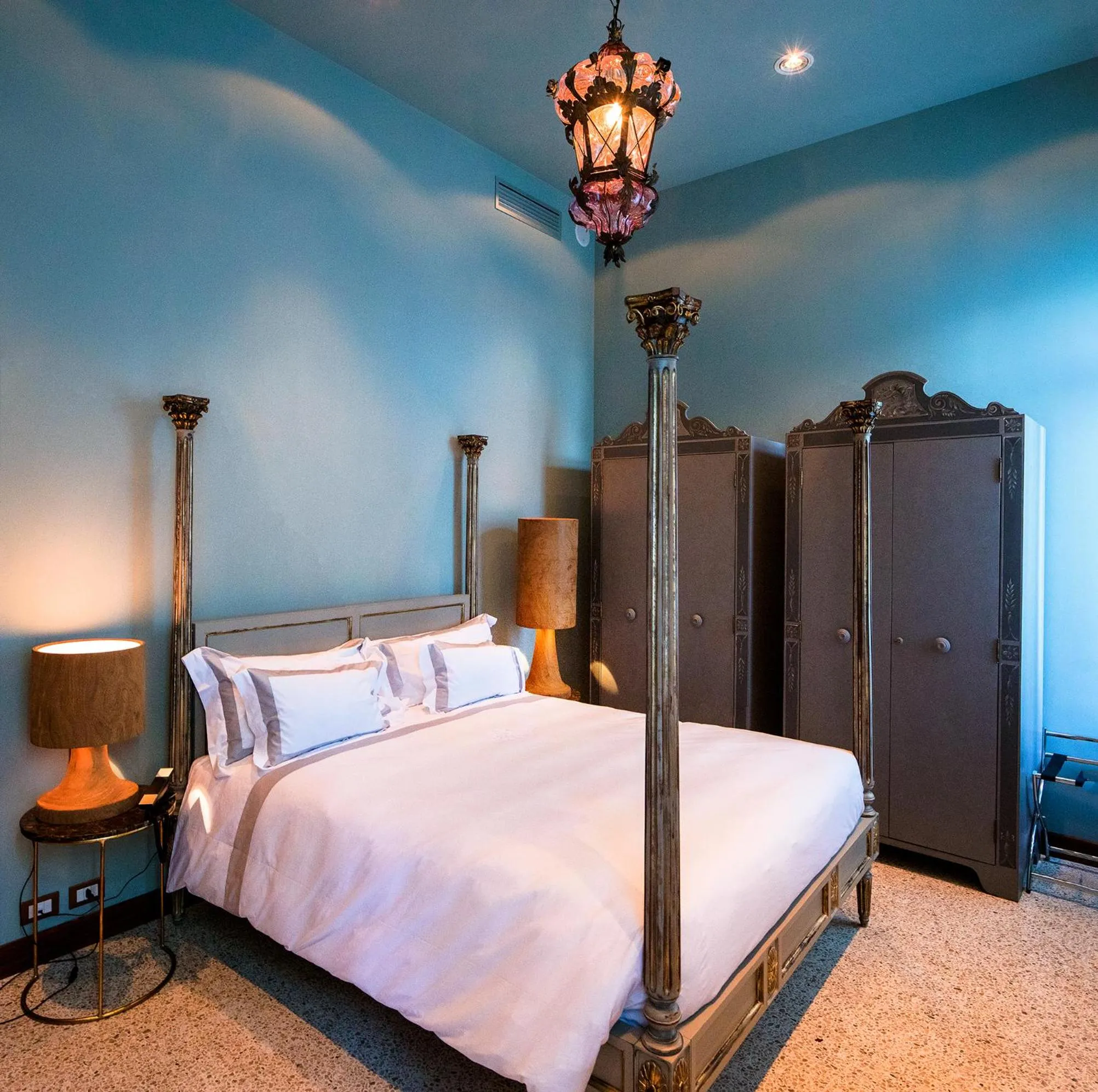 Bed in Hotel Heureka