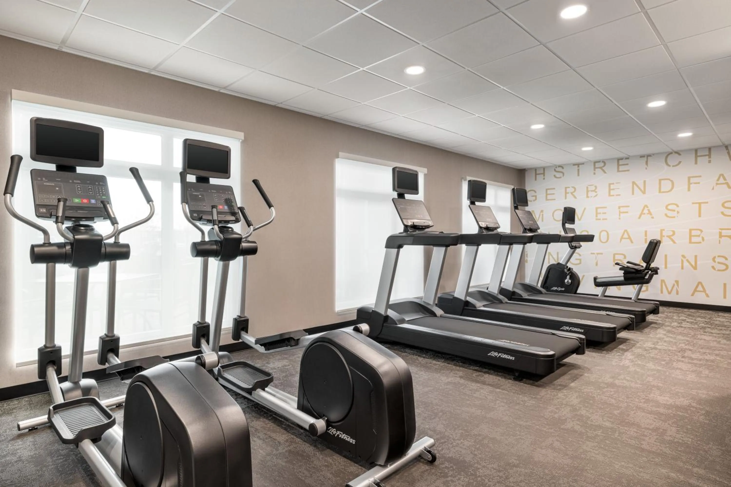 Fitness centre/facilities in Residence Inn by Marriott Mechanicsburg