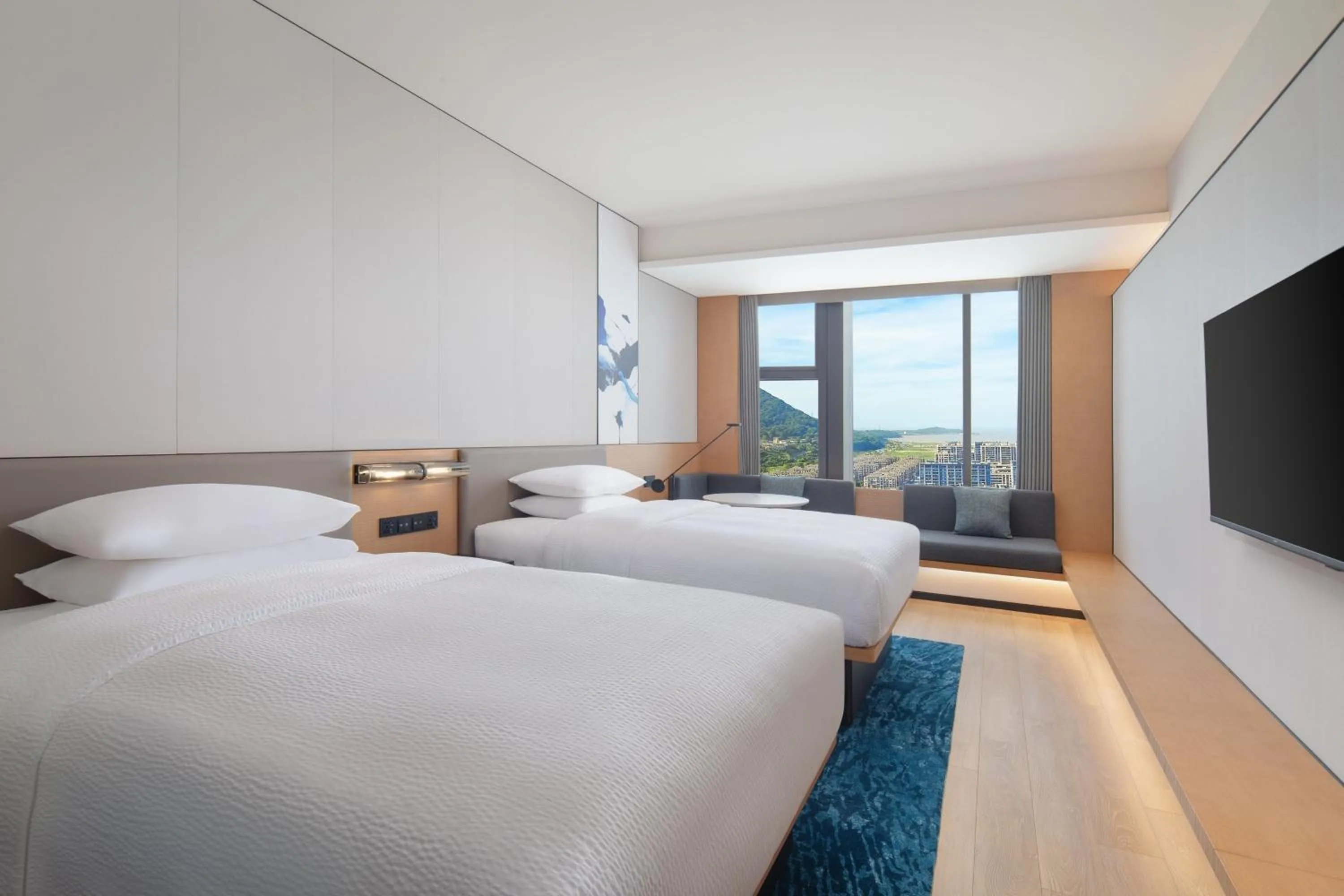 Photo of the whole room, Bed in Fairfield by Marriott Zhoushan Putuo