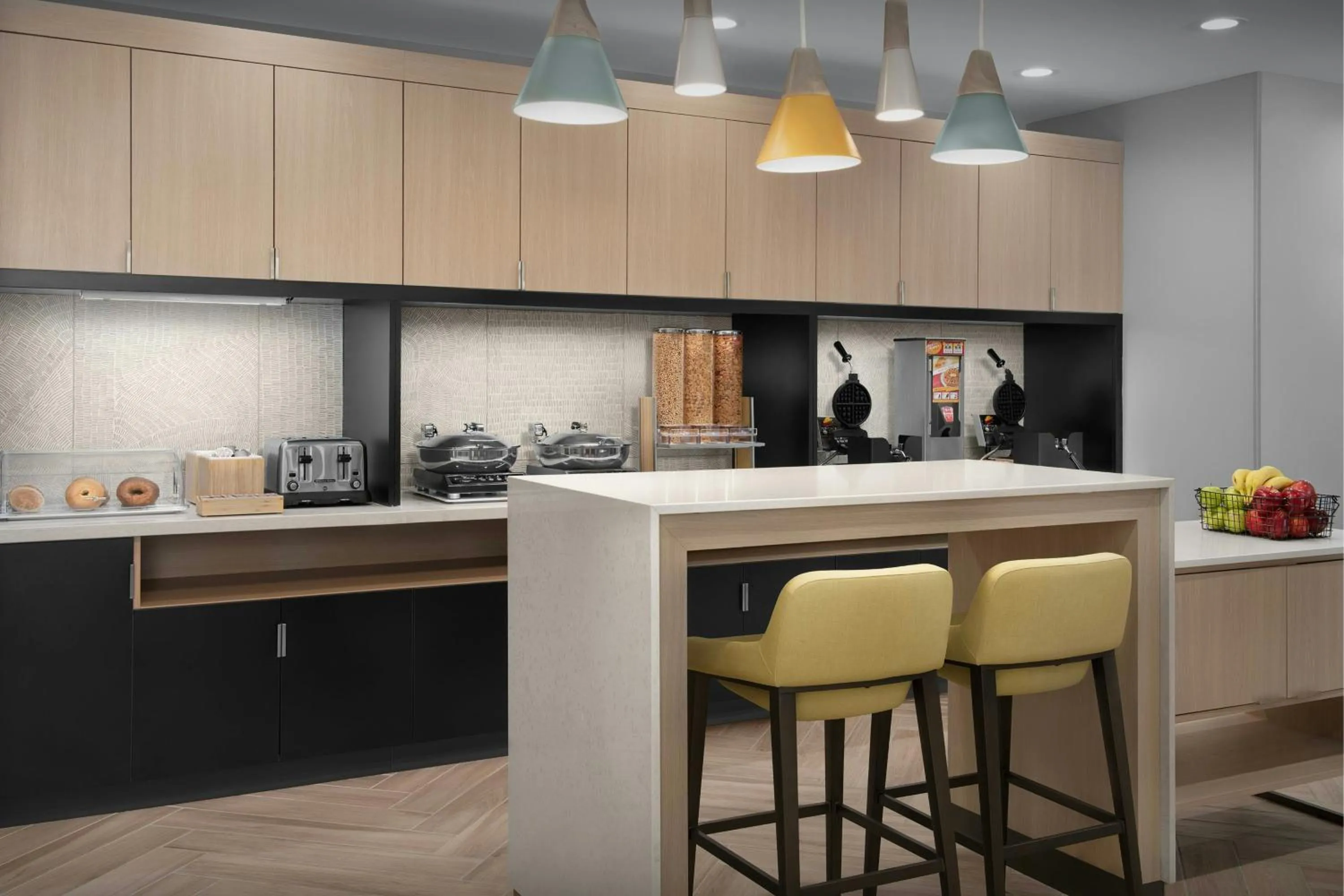 Breakfast in TownePlace Suites by Marriott Fort Myers Gulf Coast