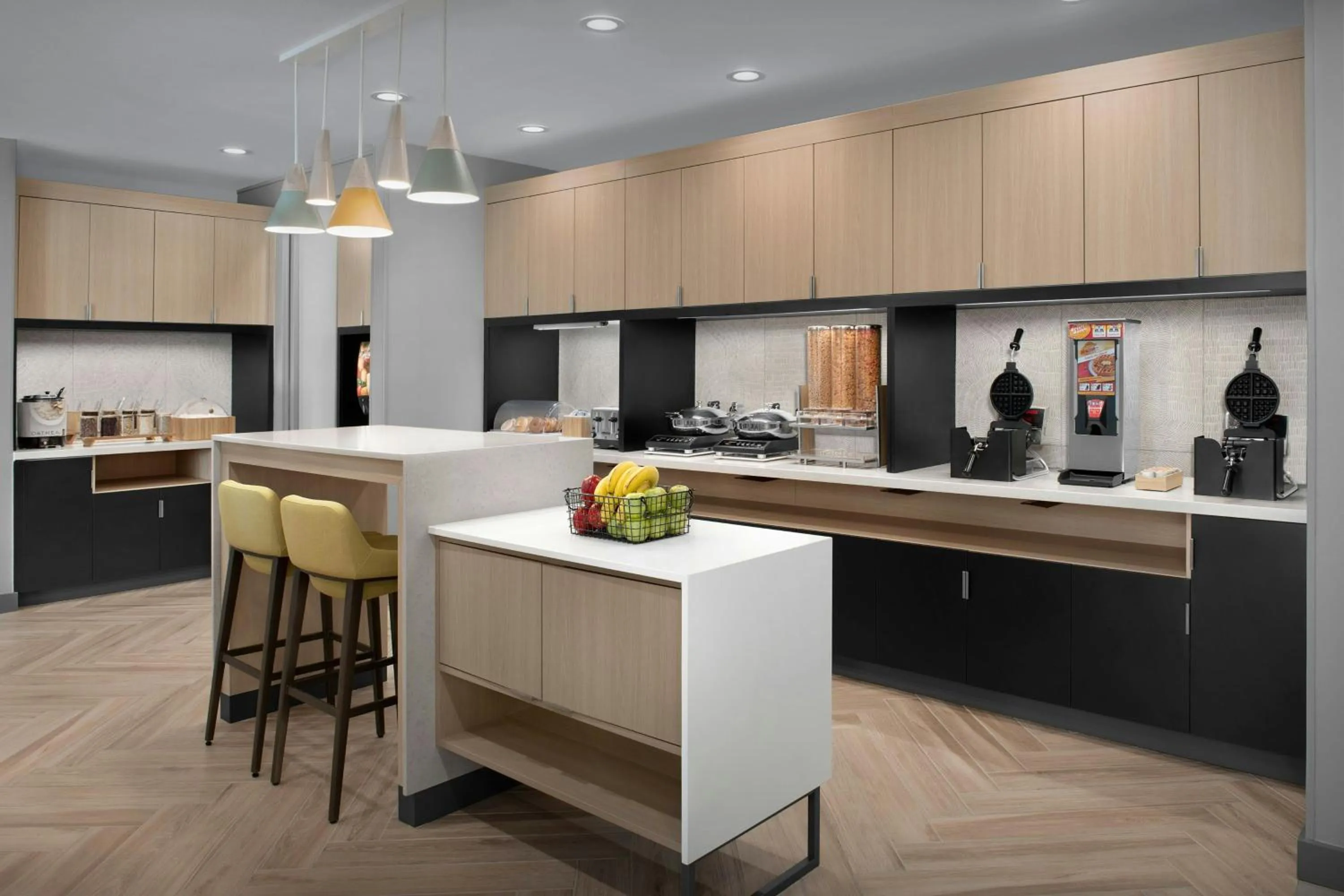 Breakfast in TownePlace Suites by Marriott Fort Myers Gulf Coast