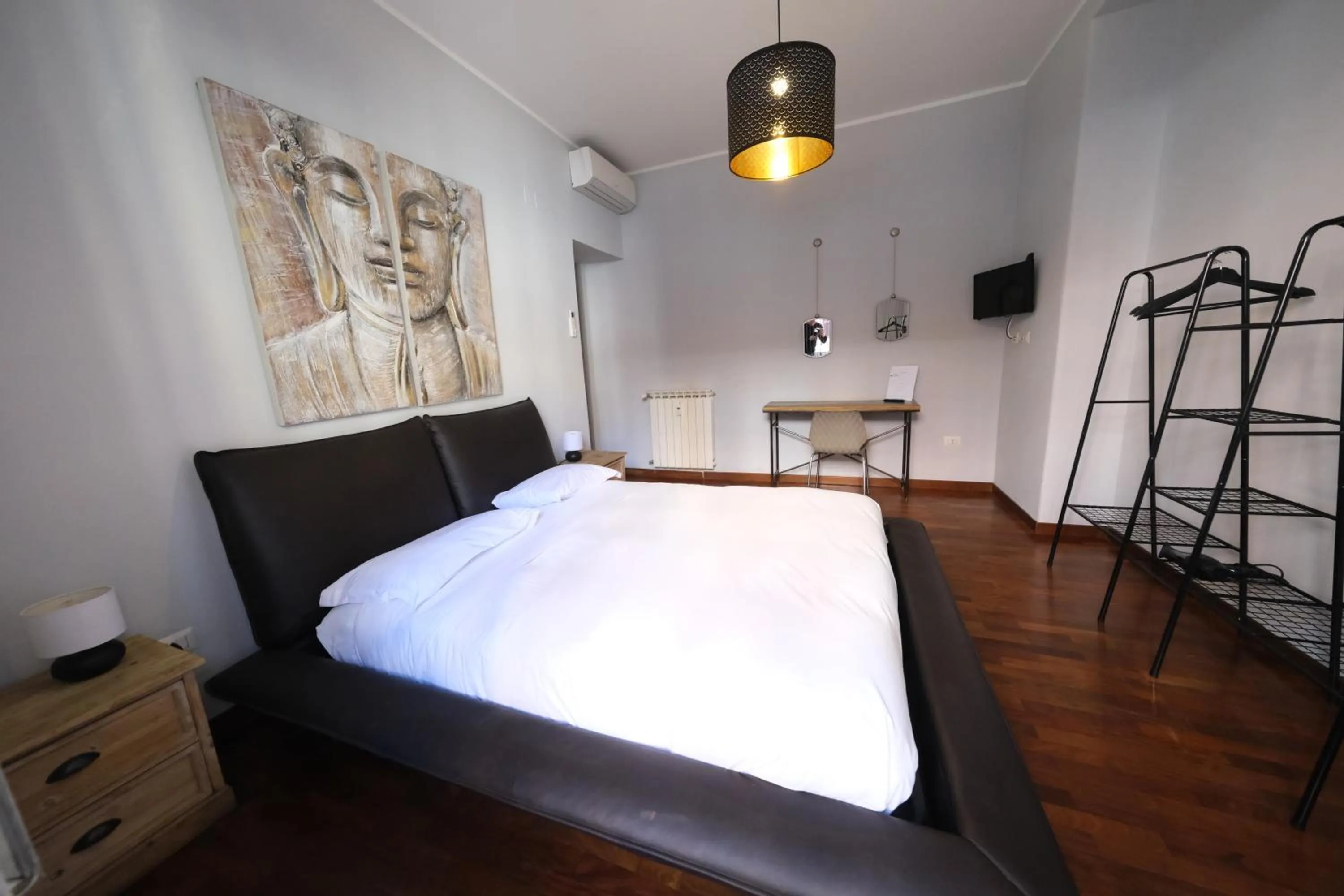 Bedroom, Bed in Roman Forum Holiday Termini