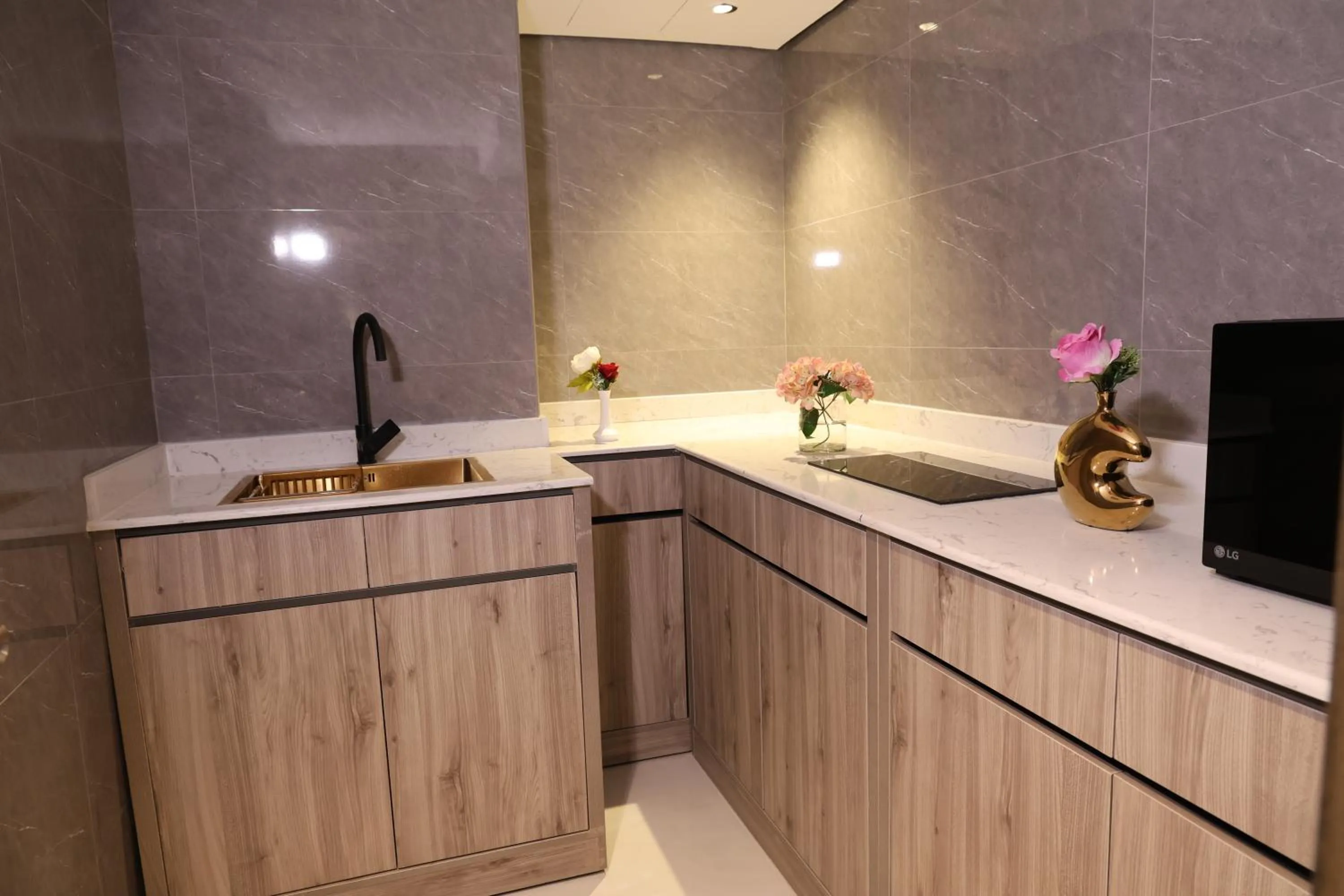 Kitchen or kitchenette in AW Hotel Riyadh