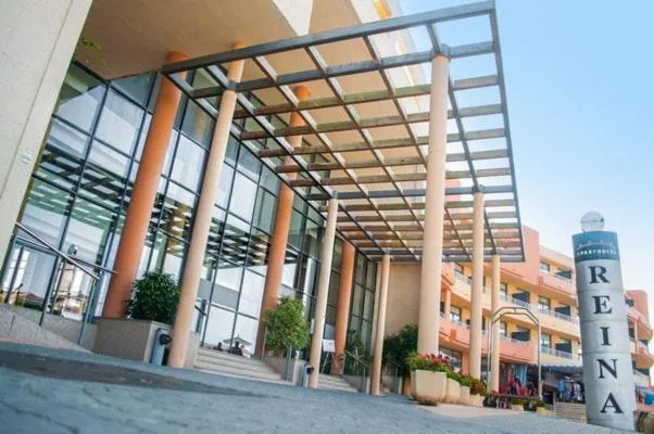 Facade/entrance in Advise Hotels Reina