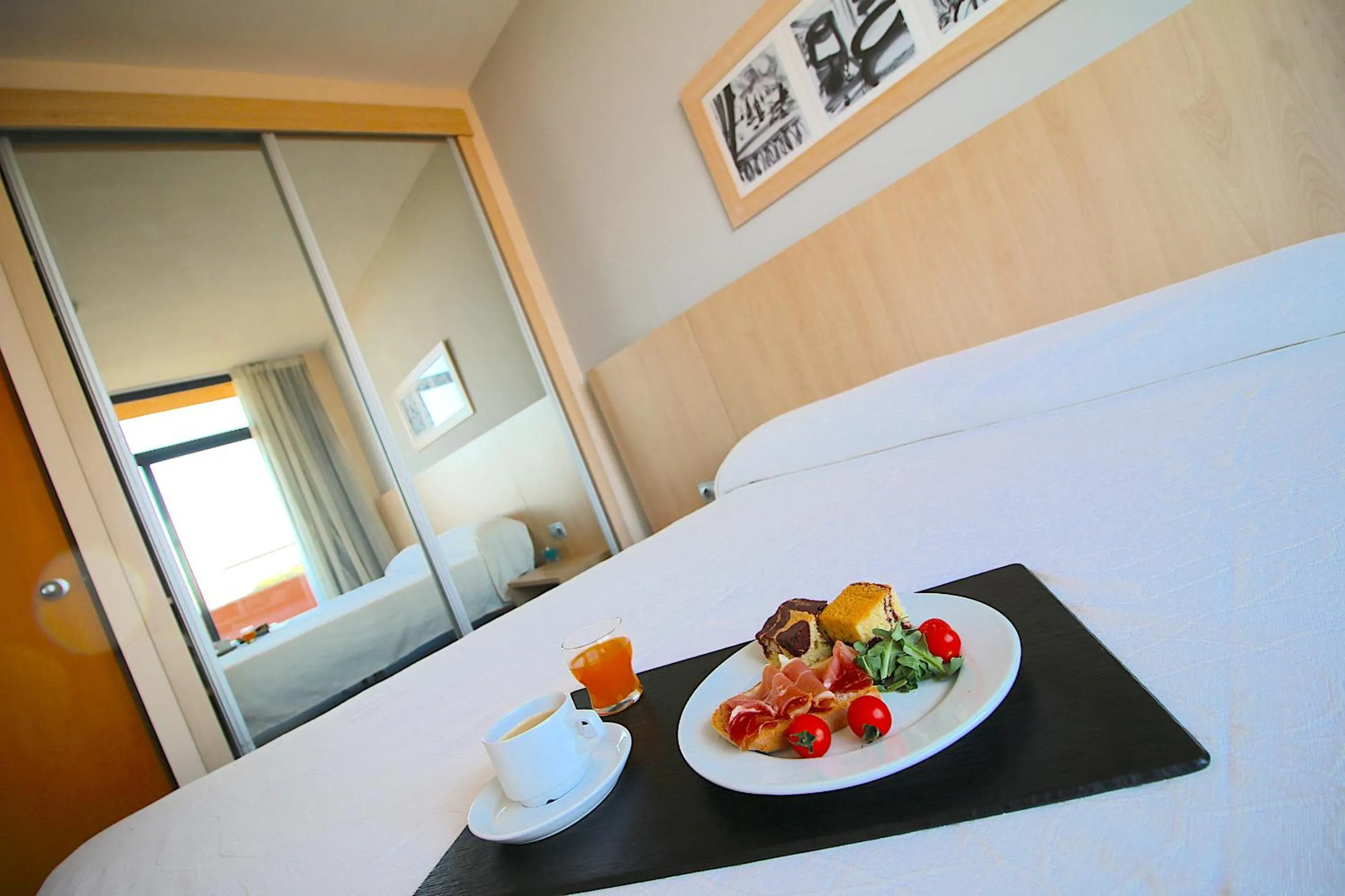 Bed in Advise Hotels Reina