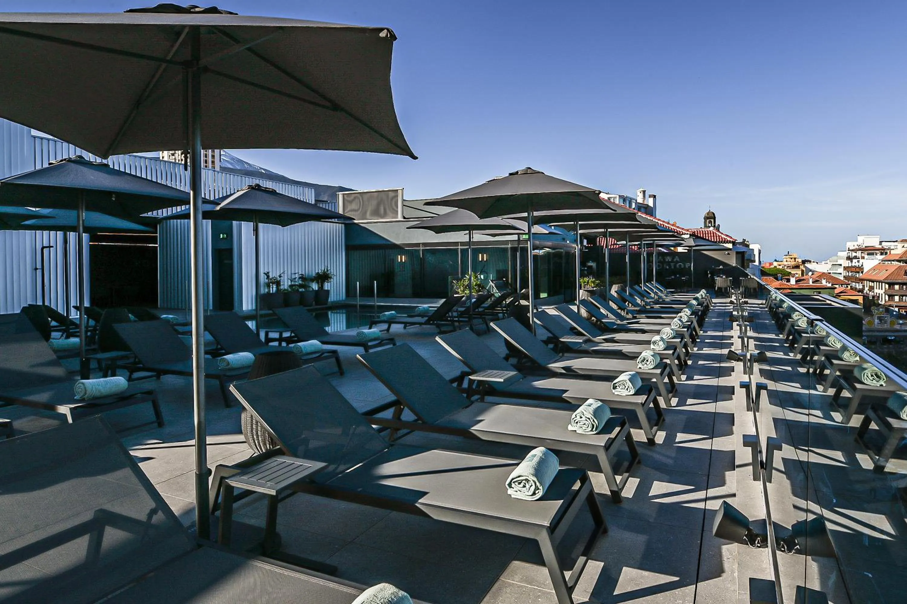 Swimming pool in Silken Saaj Maar - Adults Only