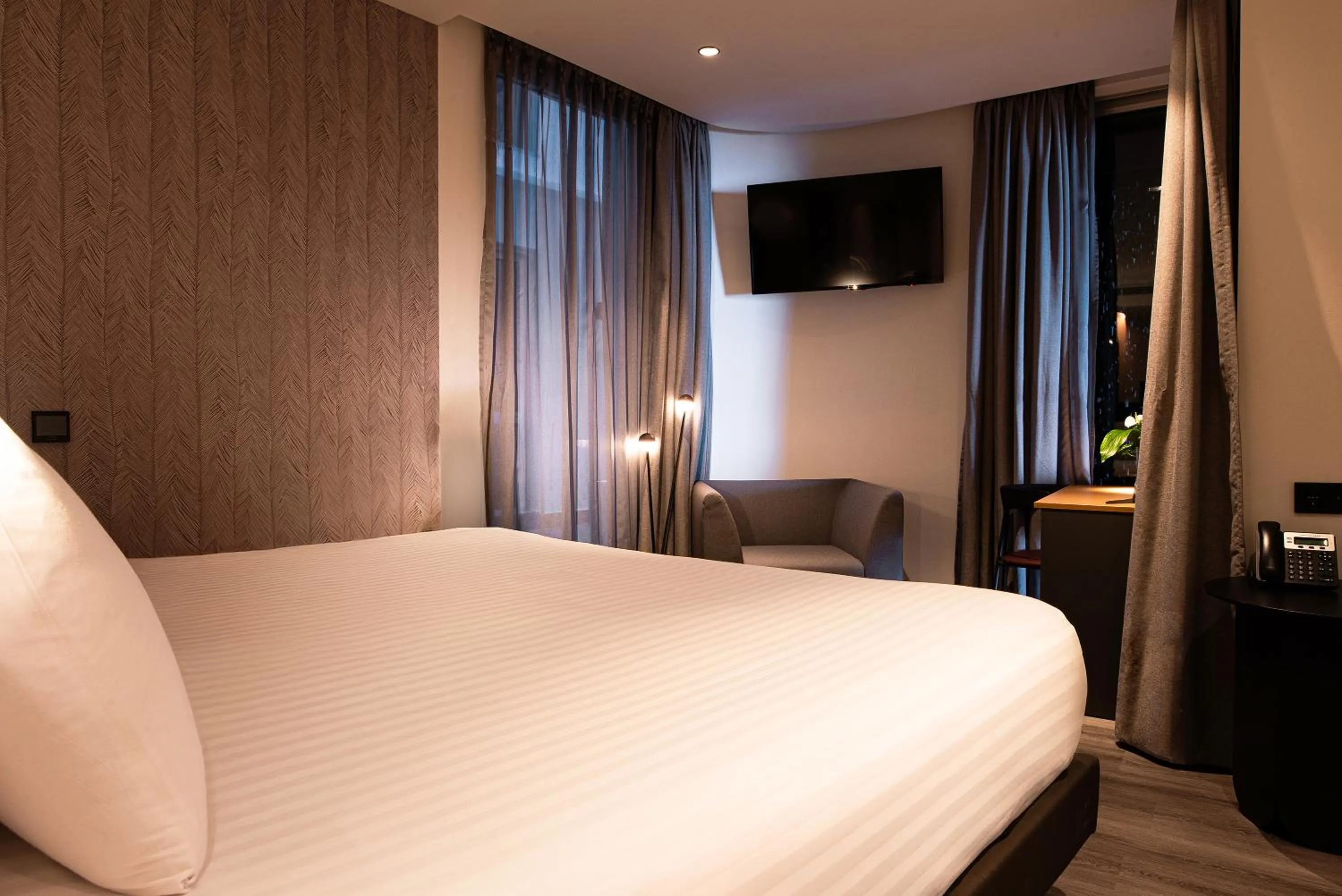 Property building, Bed in Silken Saaj Maar - Adults Only