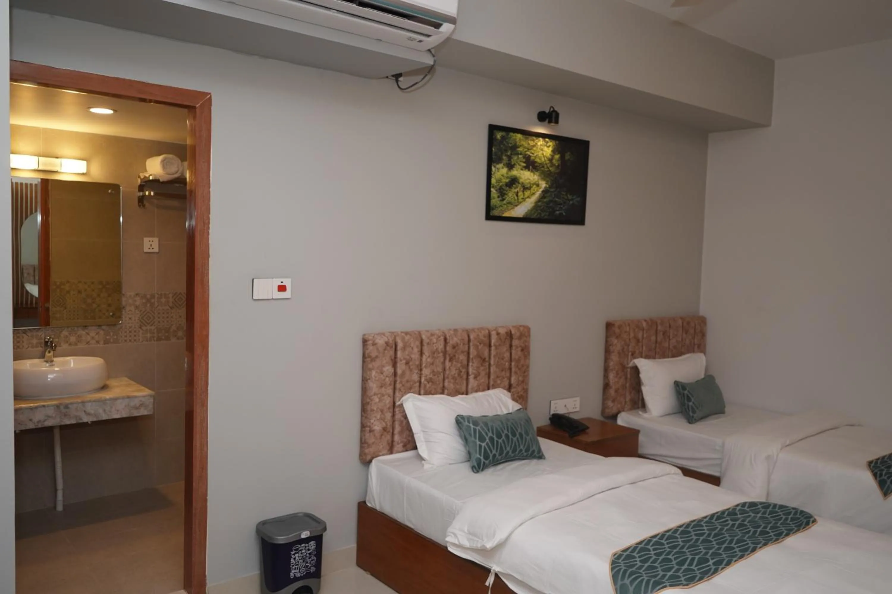 Bedroom, Bed in Sylhet Paradise Inn