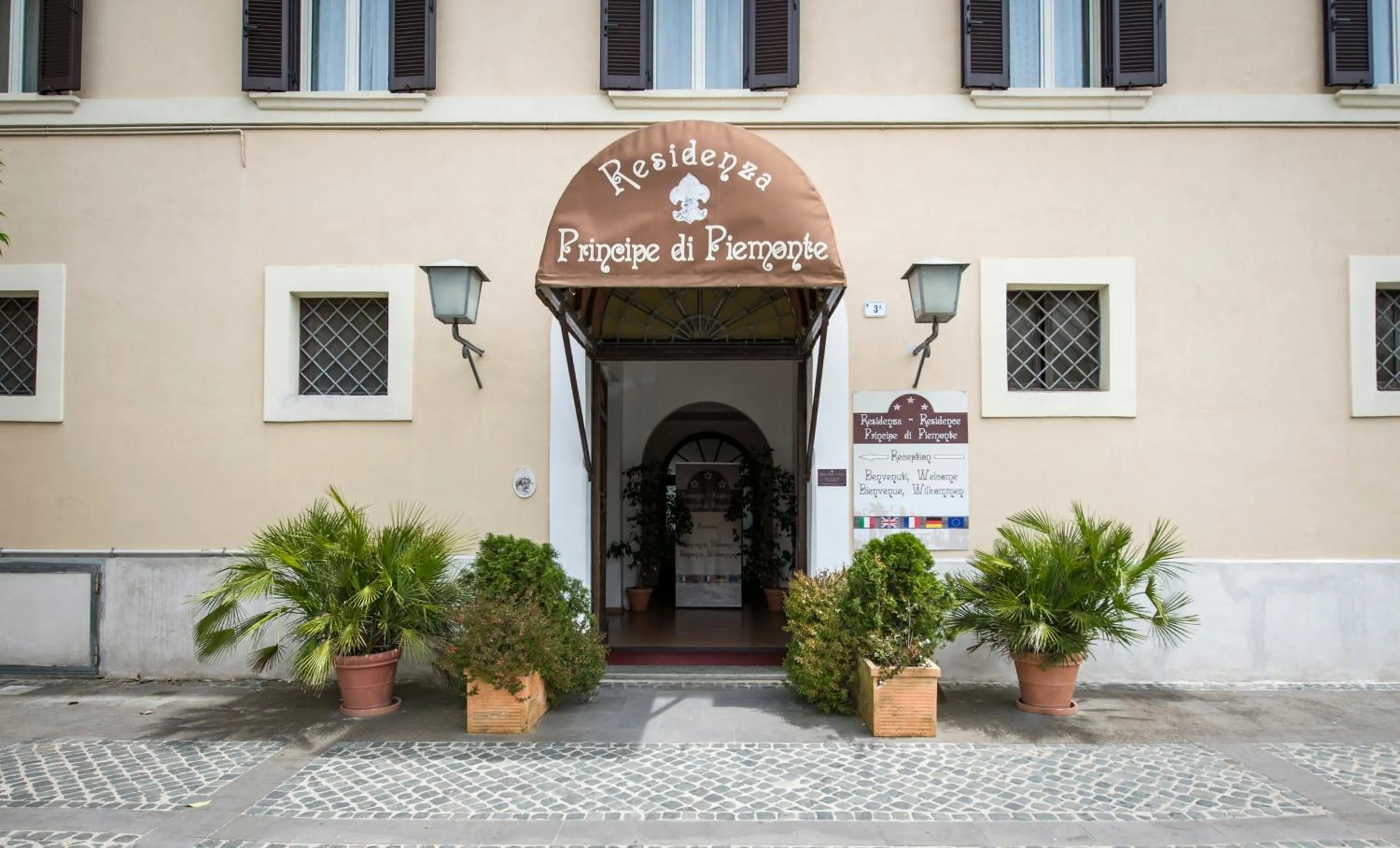 Facade/entrance in Residenza Principe Di Piemonte