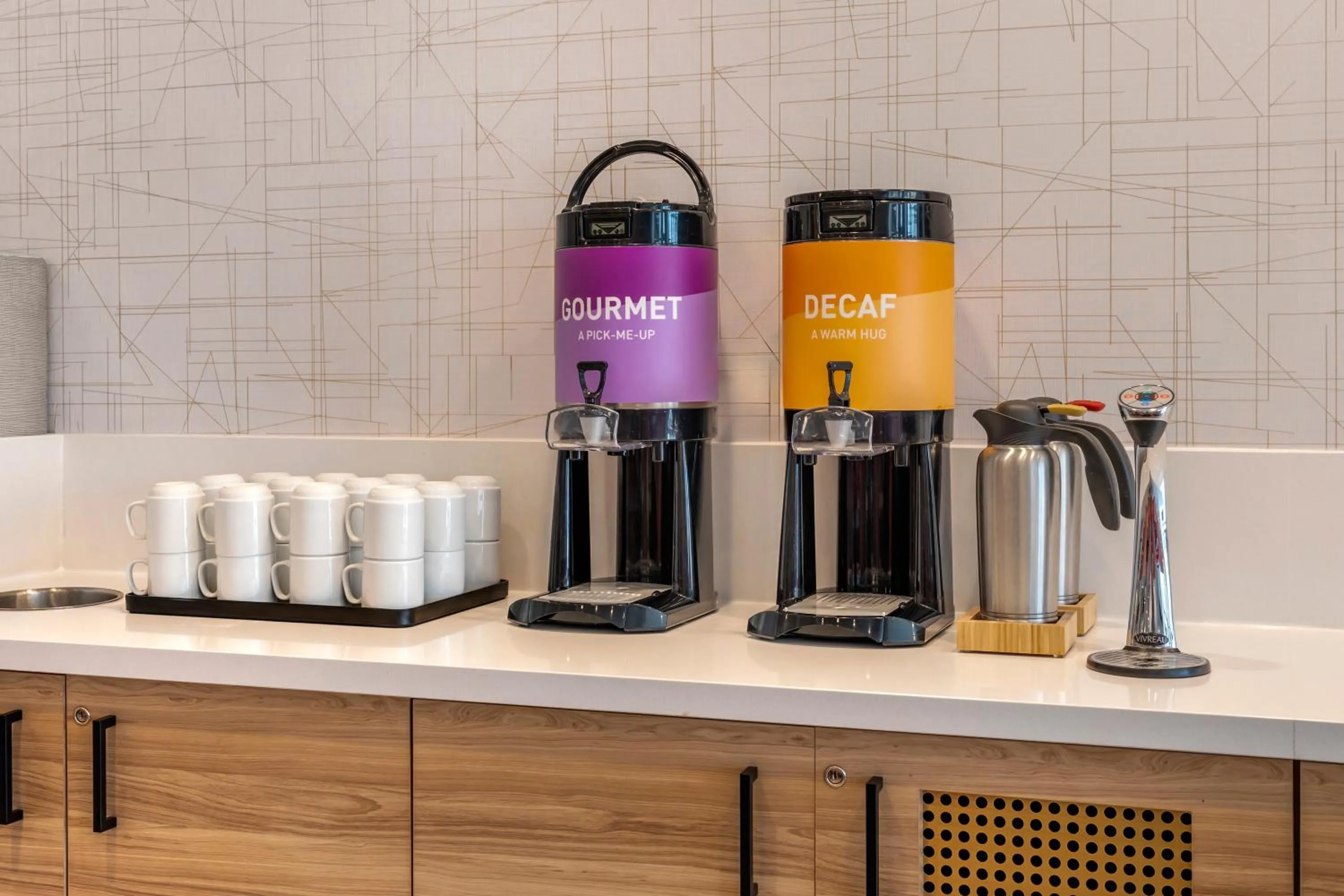Coffee/tea facilities in Home2 Suites By Hilton Bozeman Four Corners
