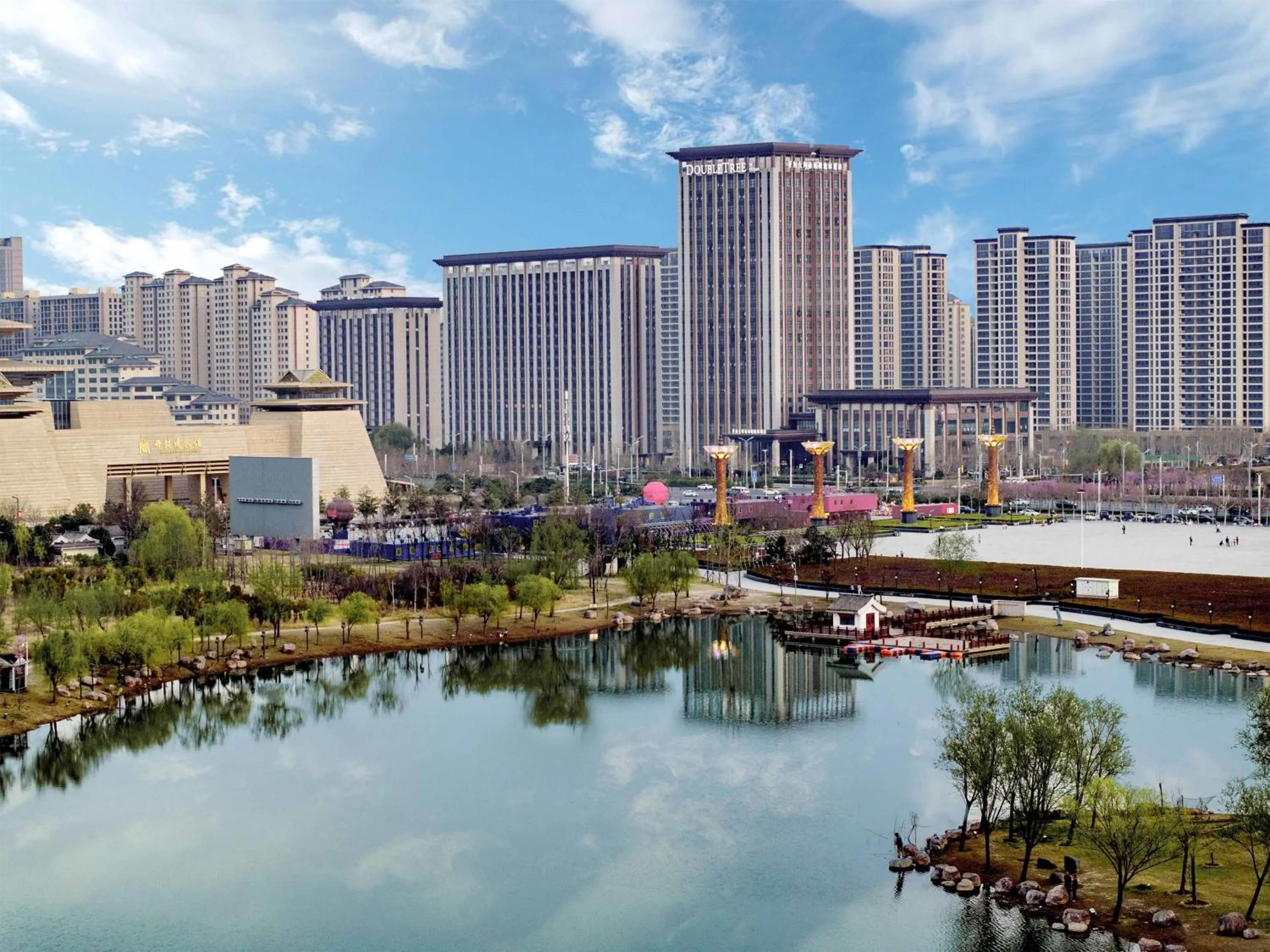 Property building in Doubletree By Hilton Kaifeng