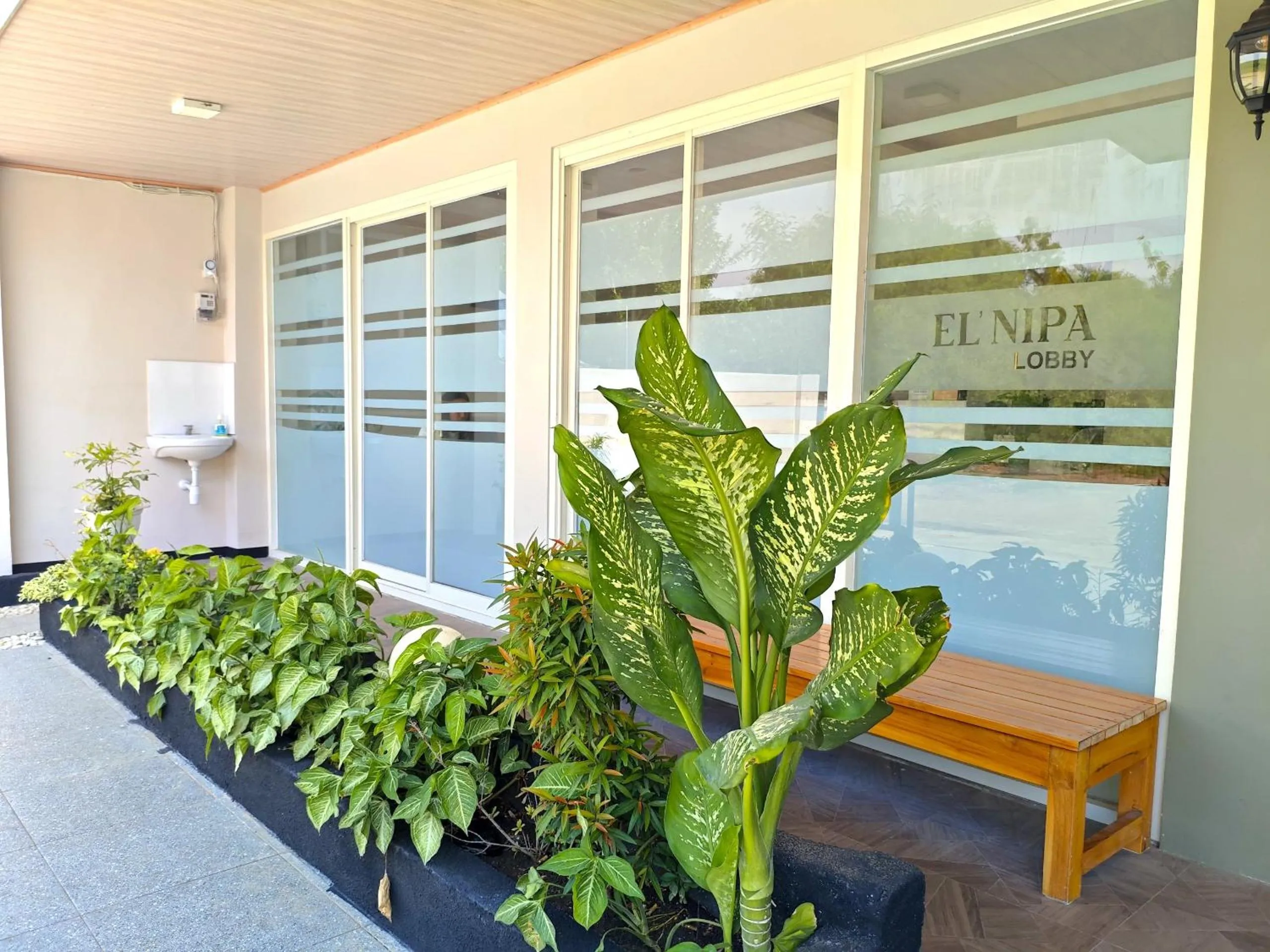 El Nipa Hotel Labuan Bajo