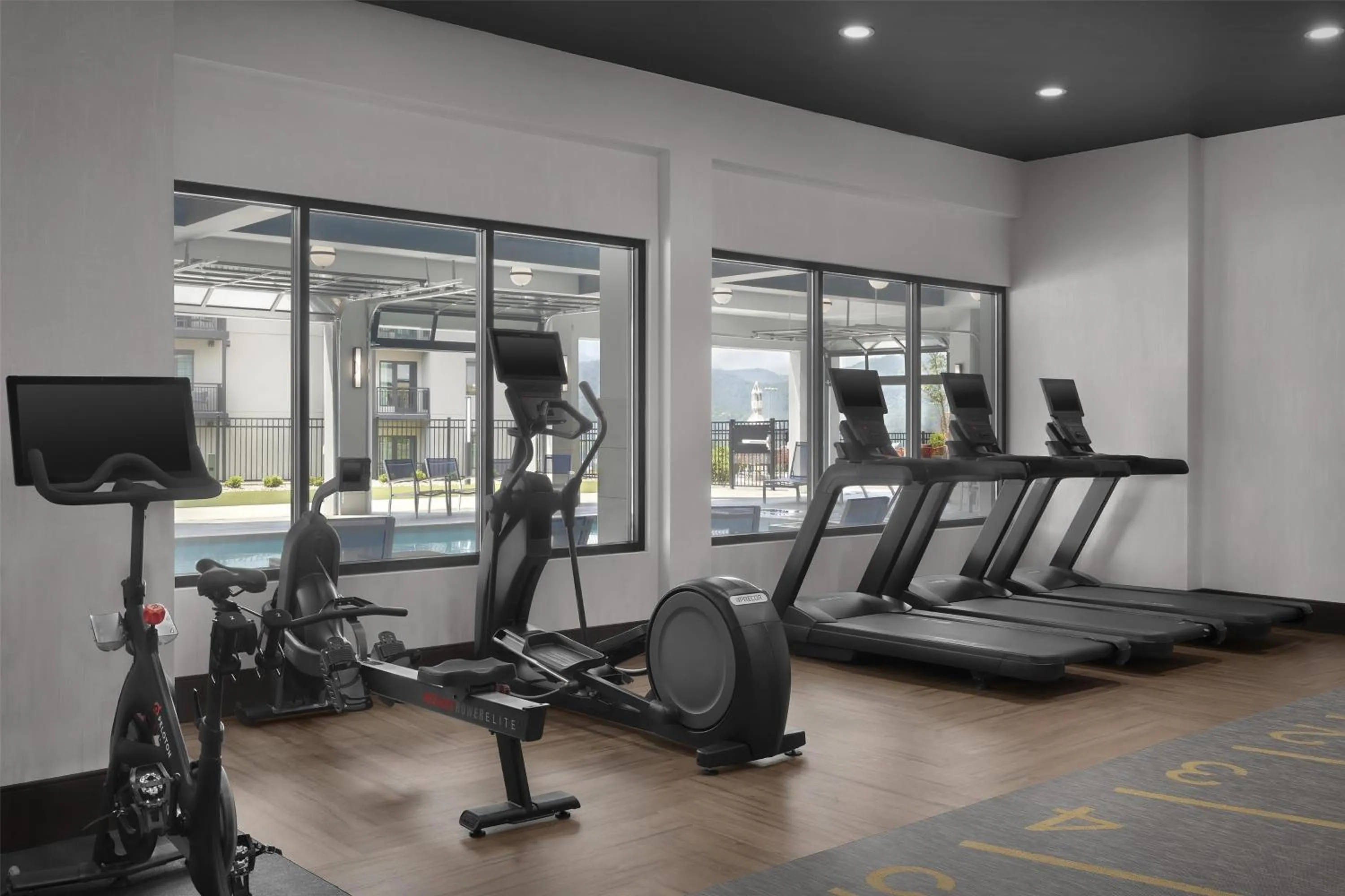 Fitness centre/facilities in Embassy Suites By Hilton Pigeon Forge Resort