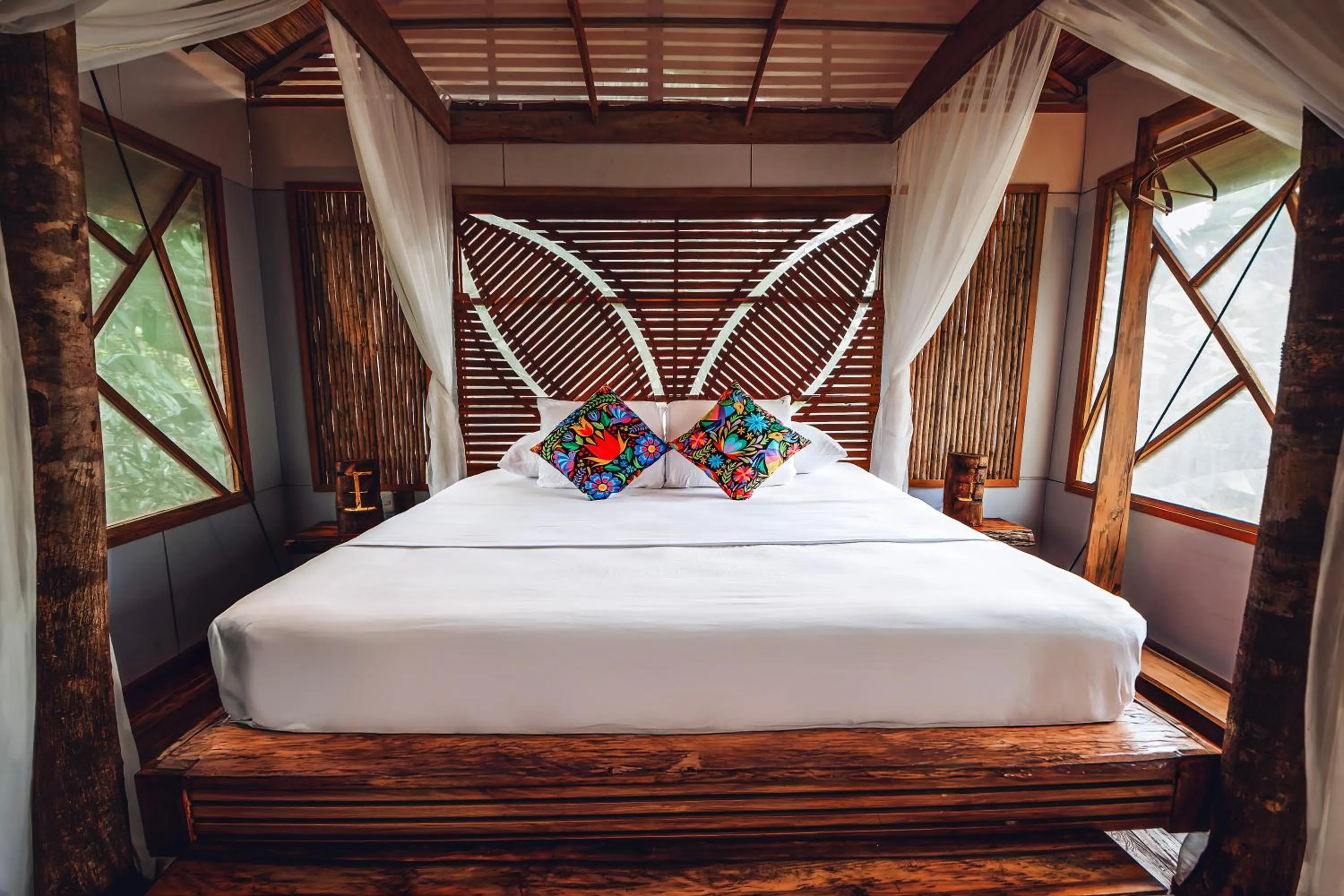 Bed in Burú Nature Hotel