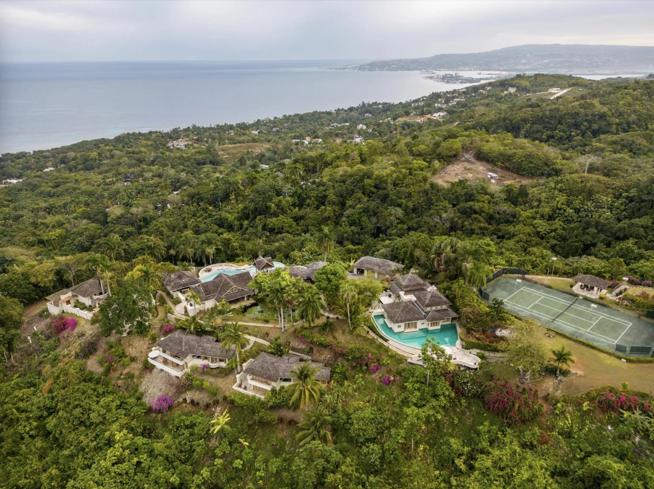 Property building in Silent Waters Villa