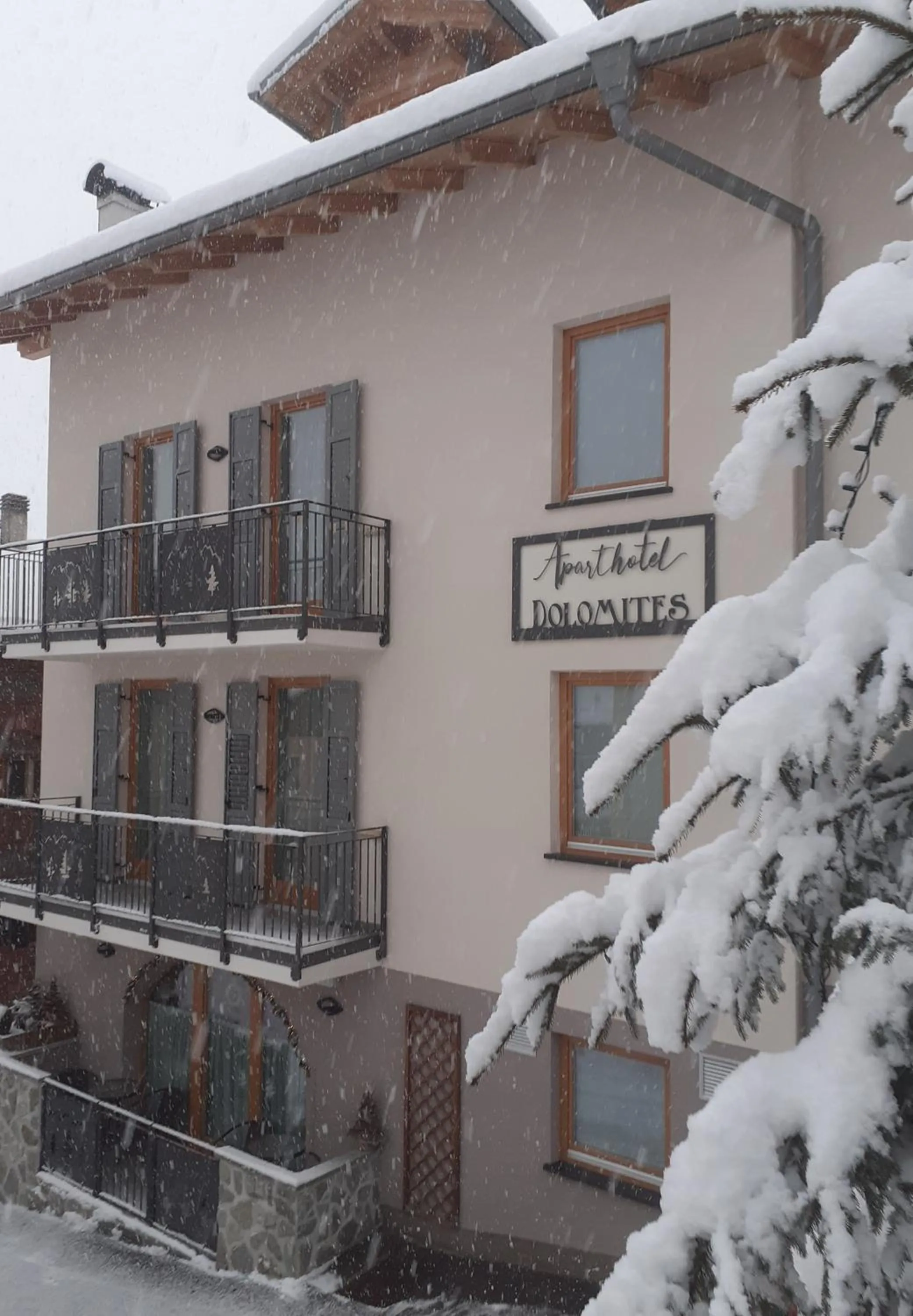 Aparthotel Dolomites Living&Relax