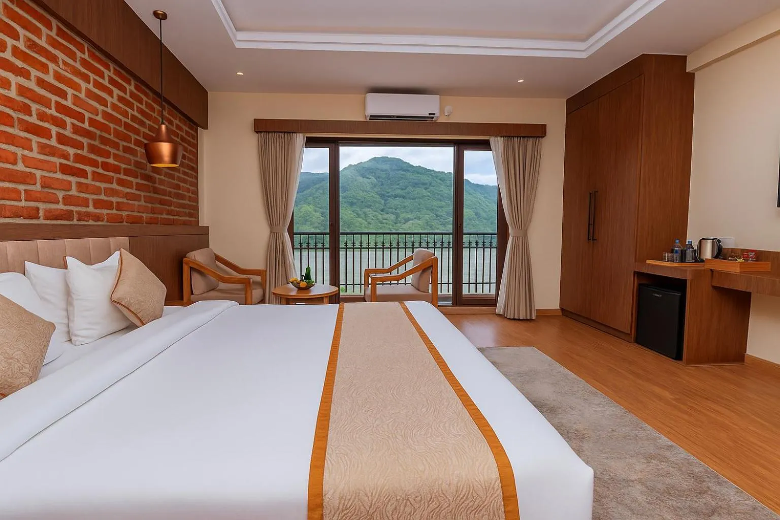 Bedroom, Bed in Temple Himalaya Hotel & Spa